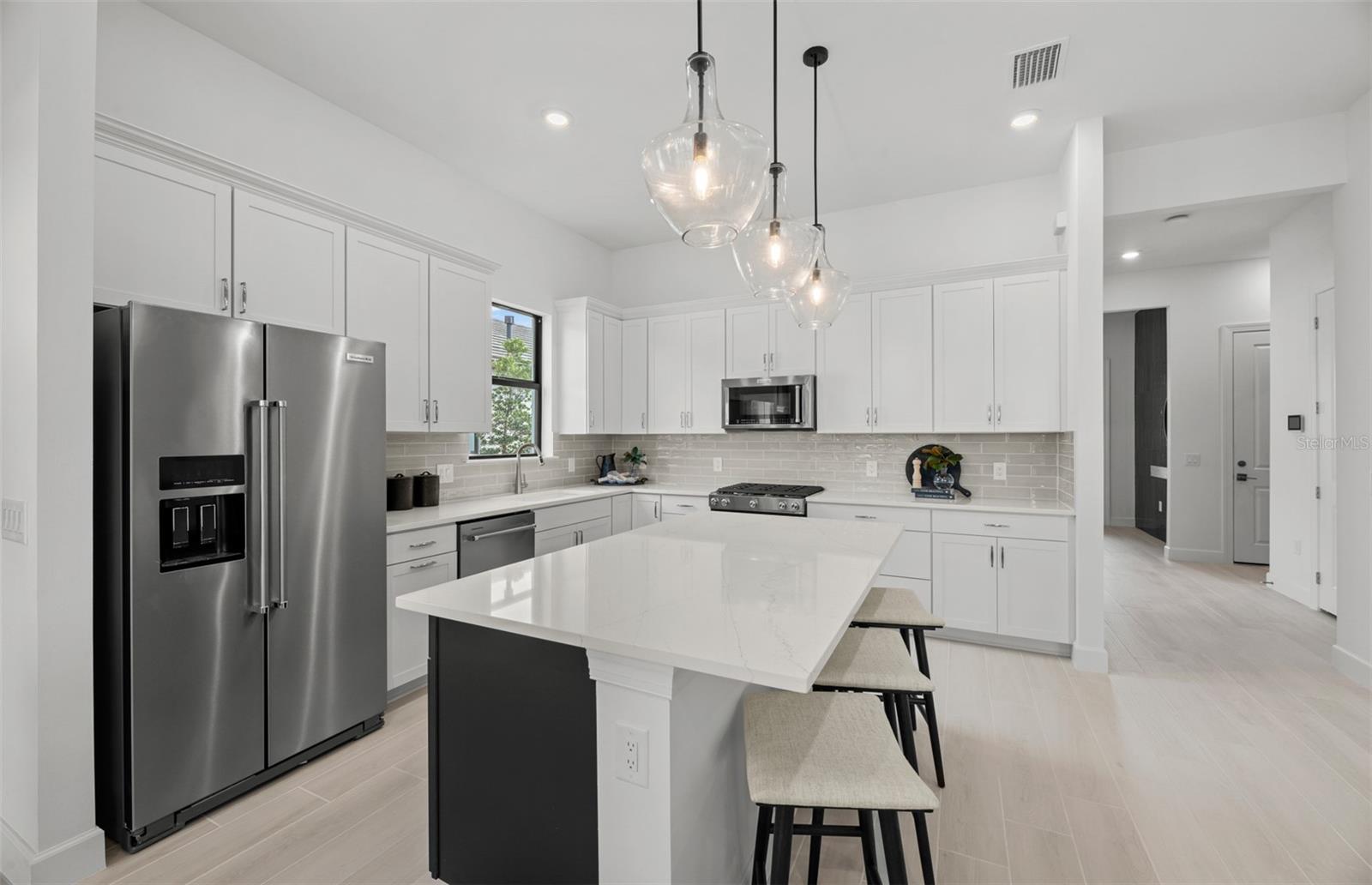 6059 SAWGRASS LAKE CT