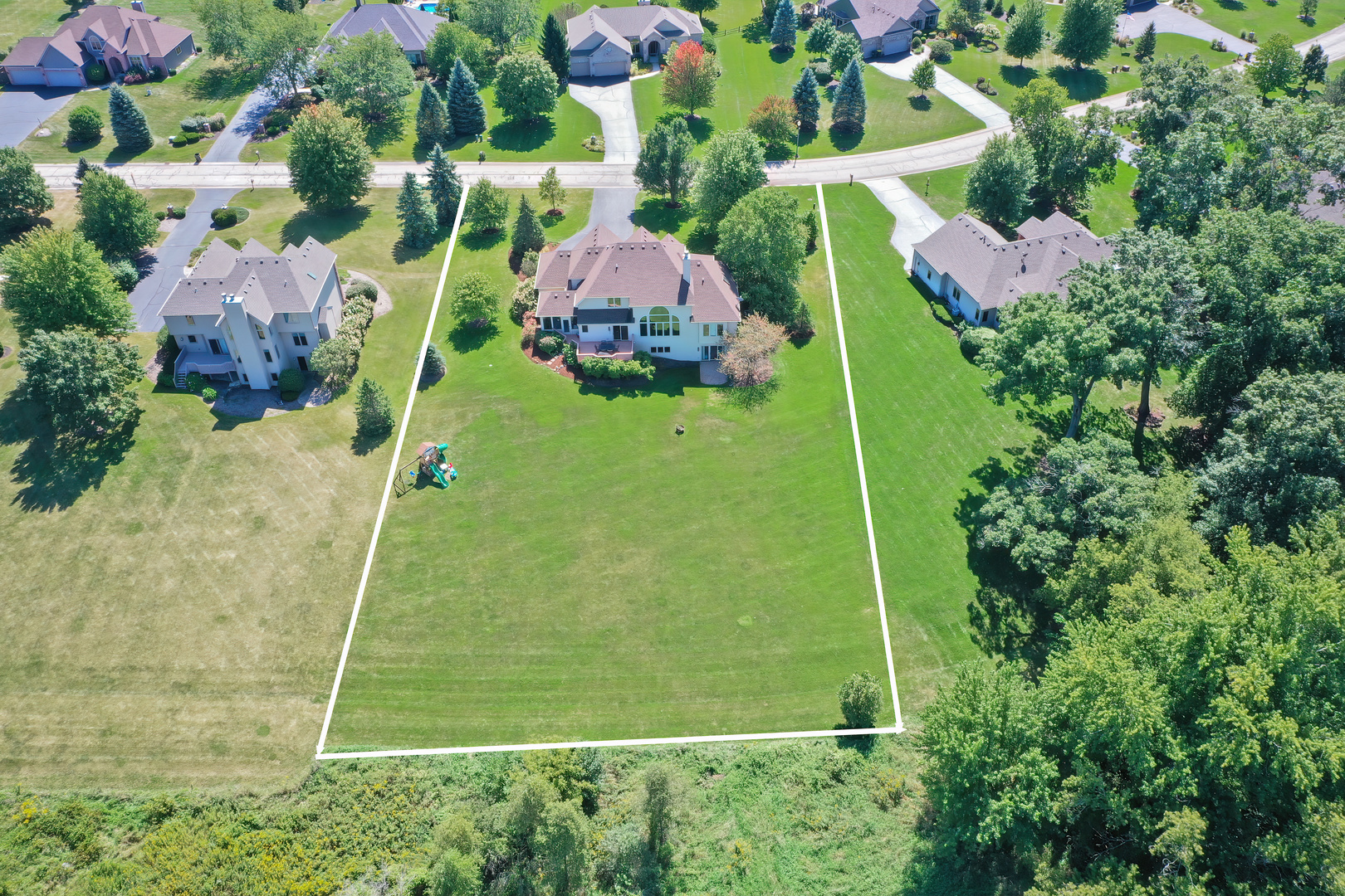 3414 Forest Ridge Drive