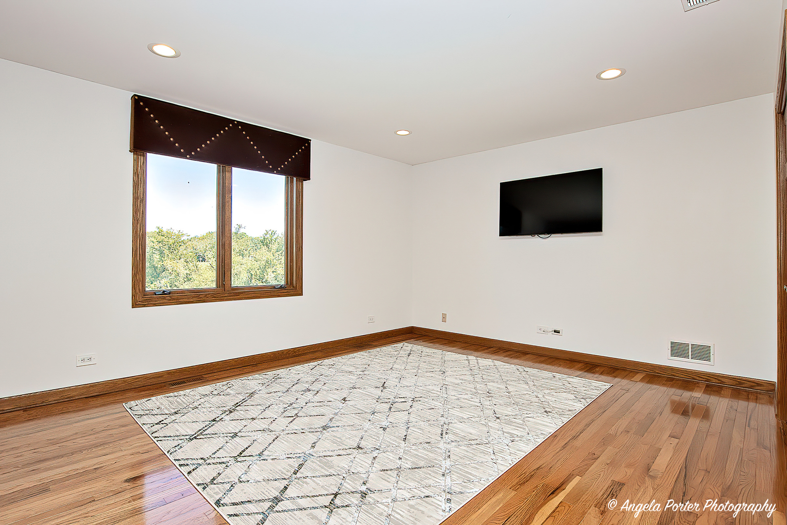 3414 Forest Ridge Drive