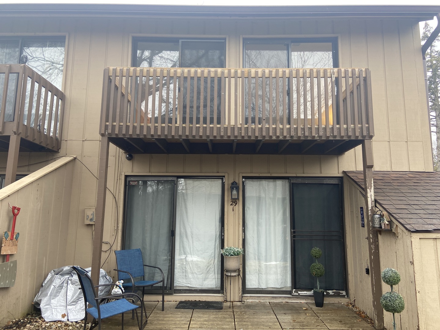 29 Jamaica Colony Unit: 1