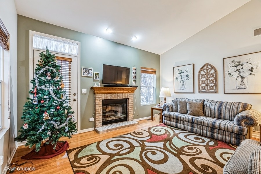 2701 Kendall Crossing