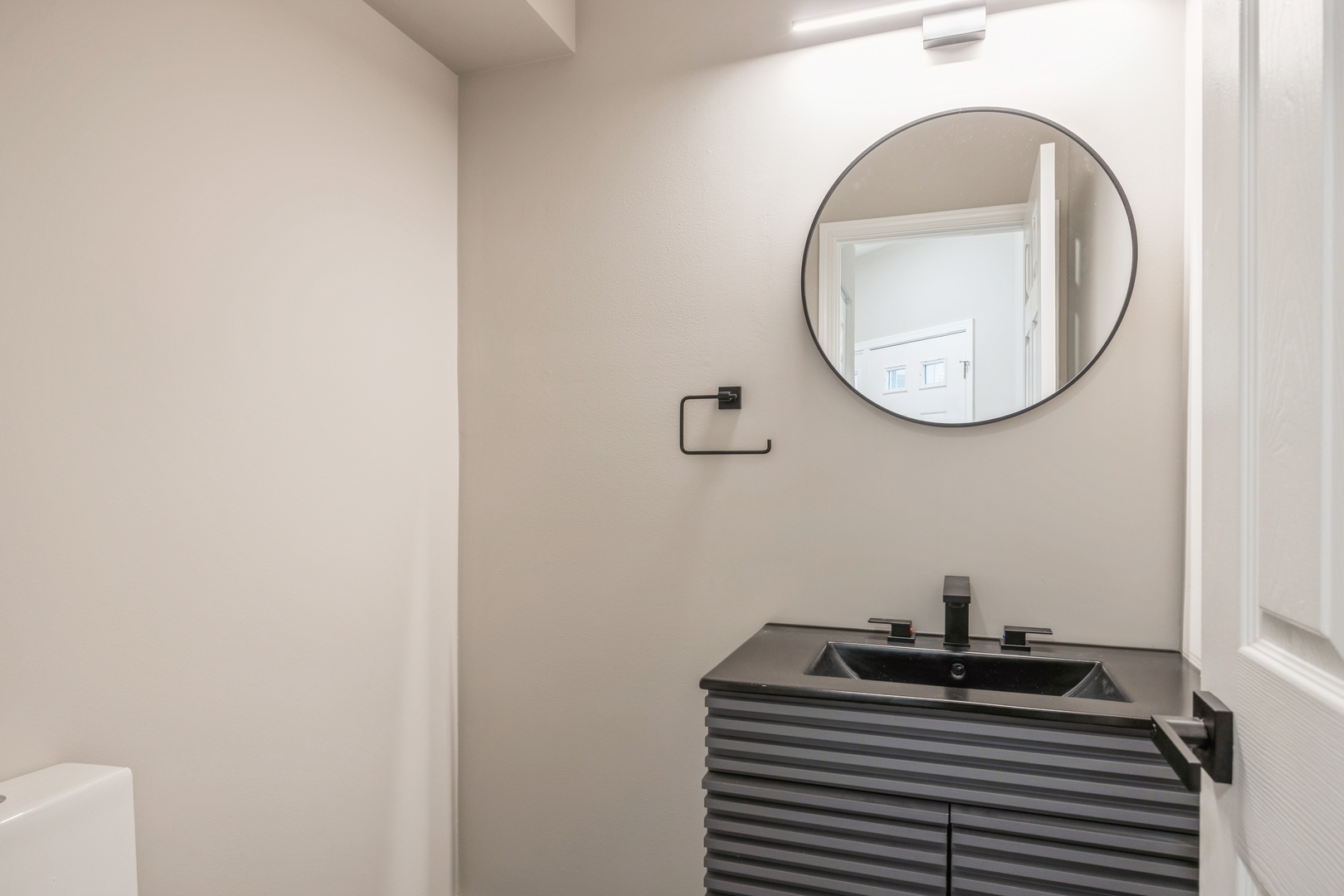 1350 Essex Street Unit: 1350