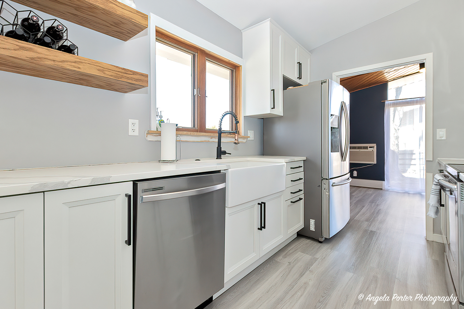 10105 William Street