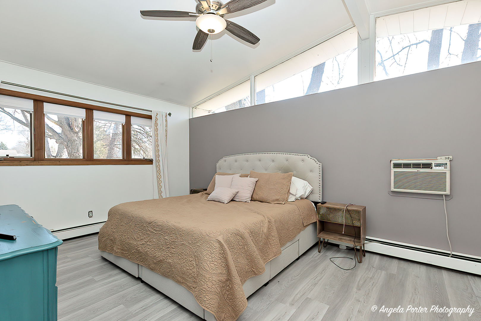 10105 William Street