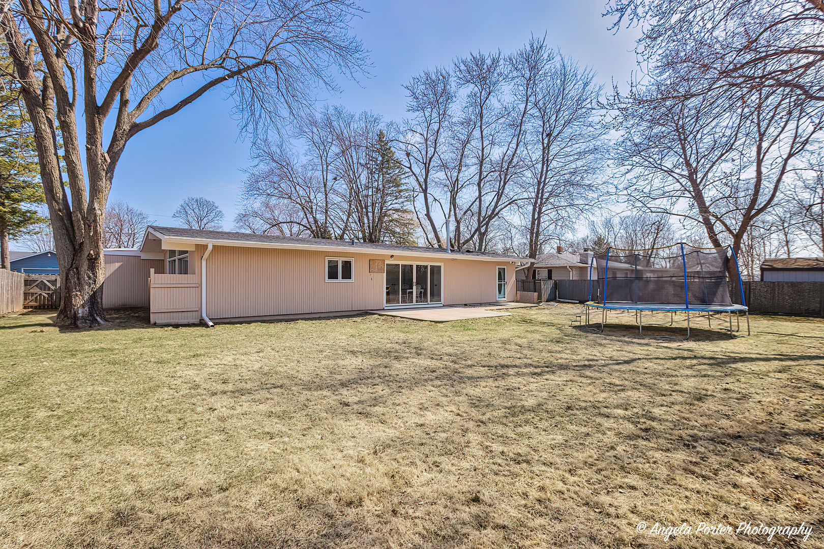 10105 William Street