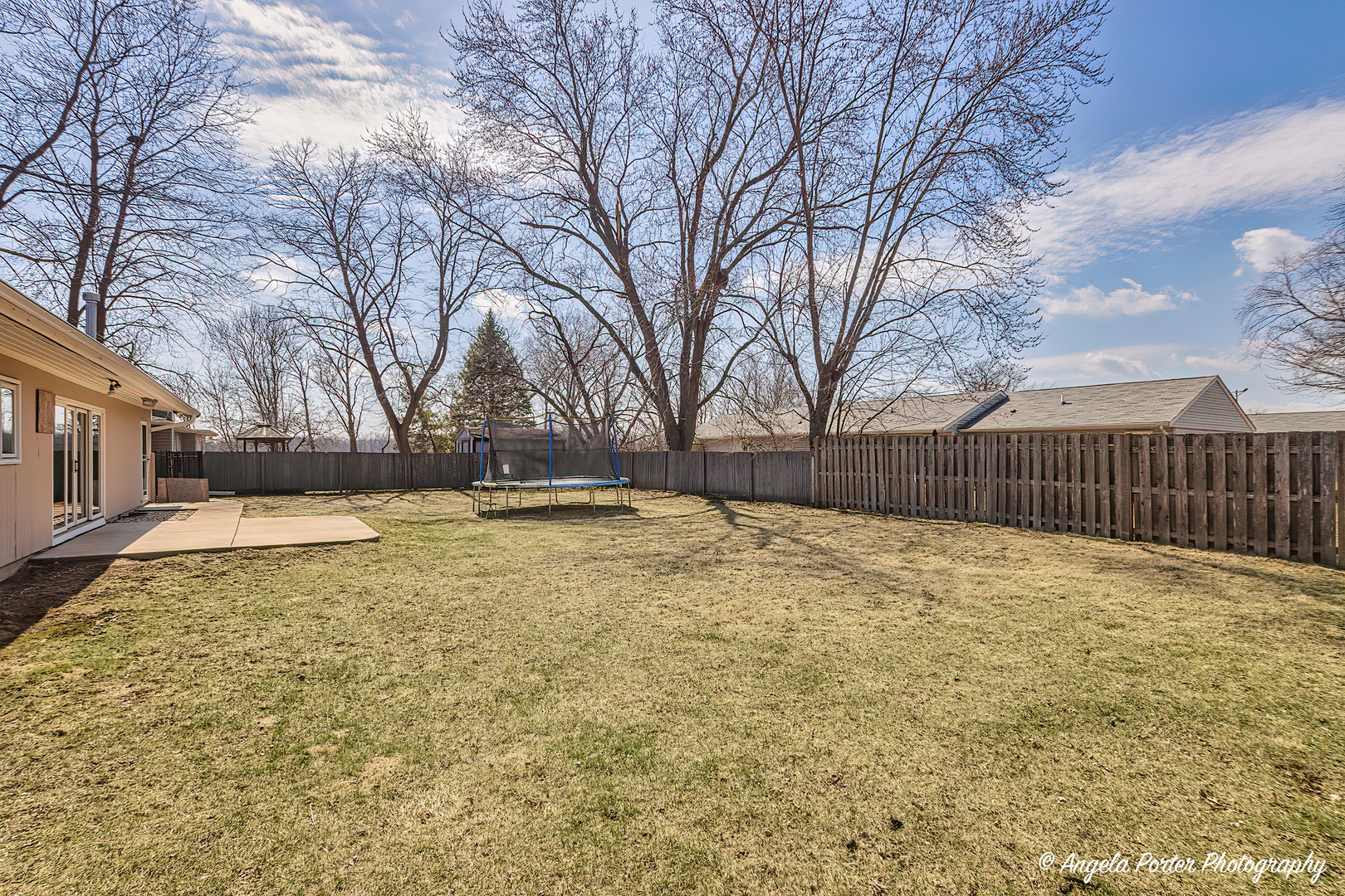 10105 William Street