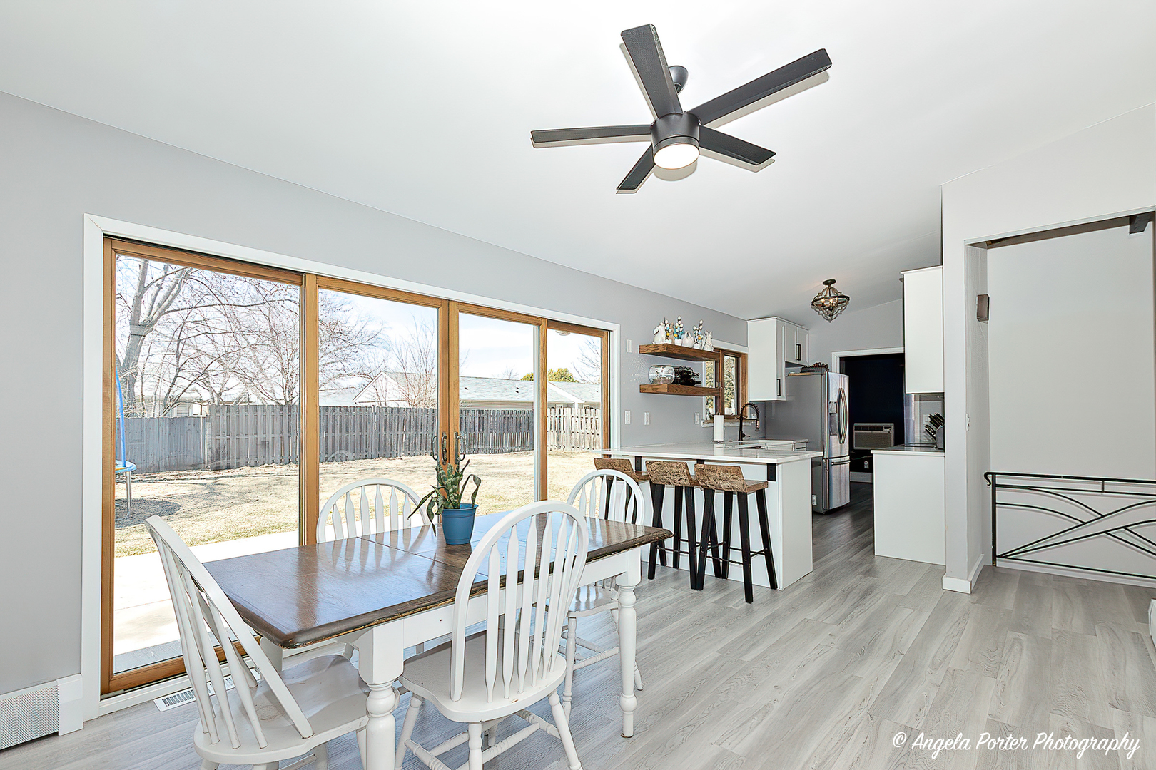 10105 William Street