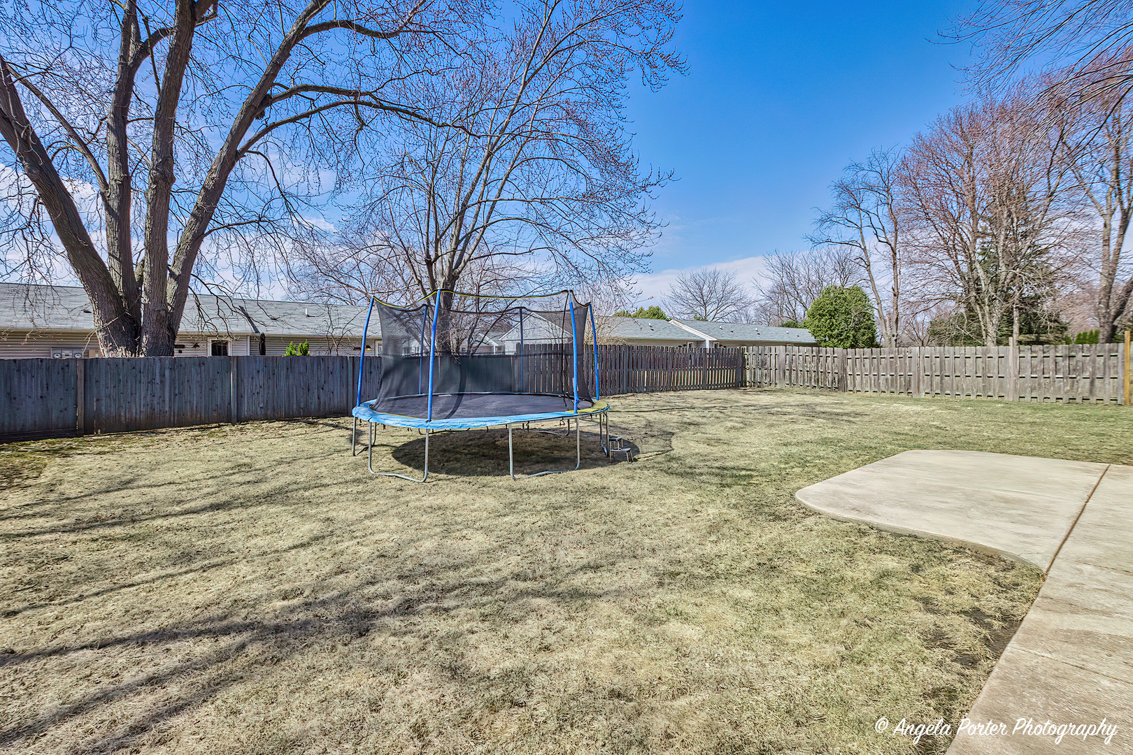 10105 William Street