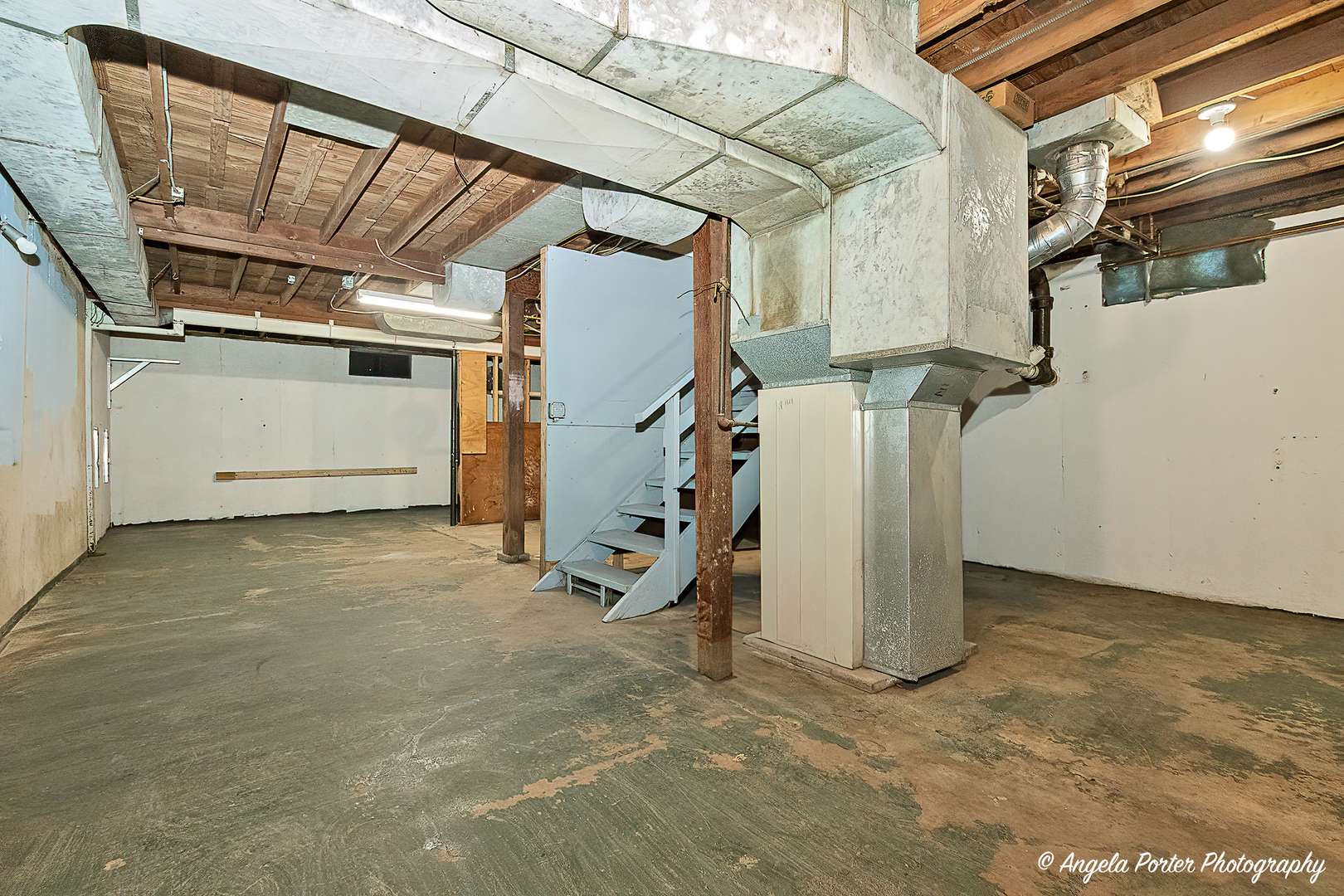 7422 Center Drive