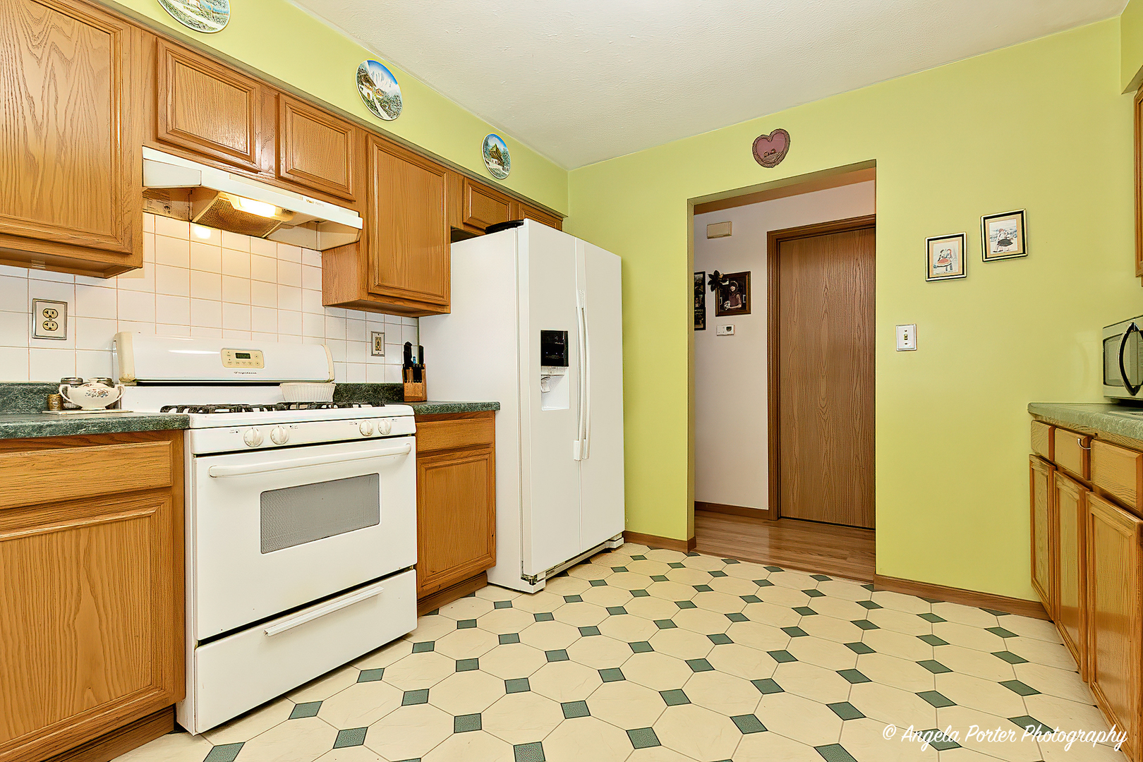140 Shadowbrook Drive
