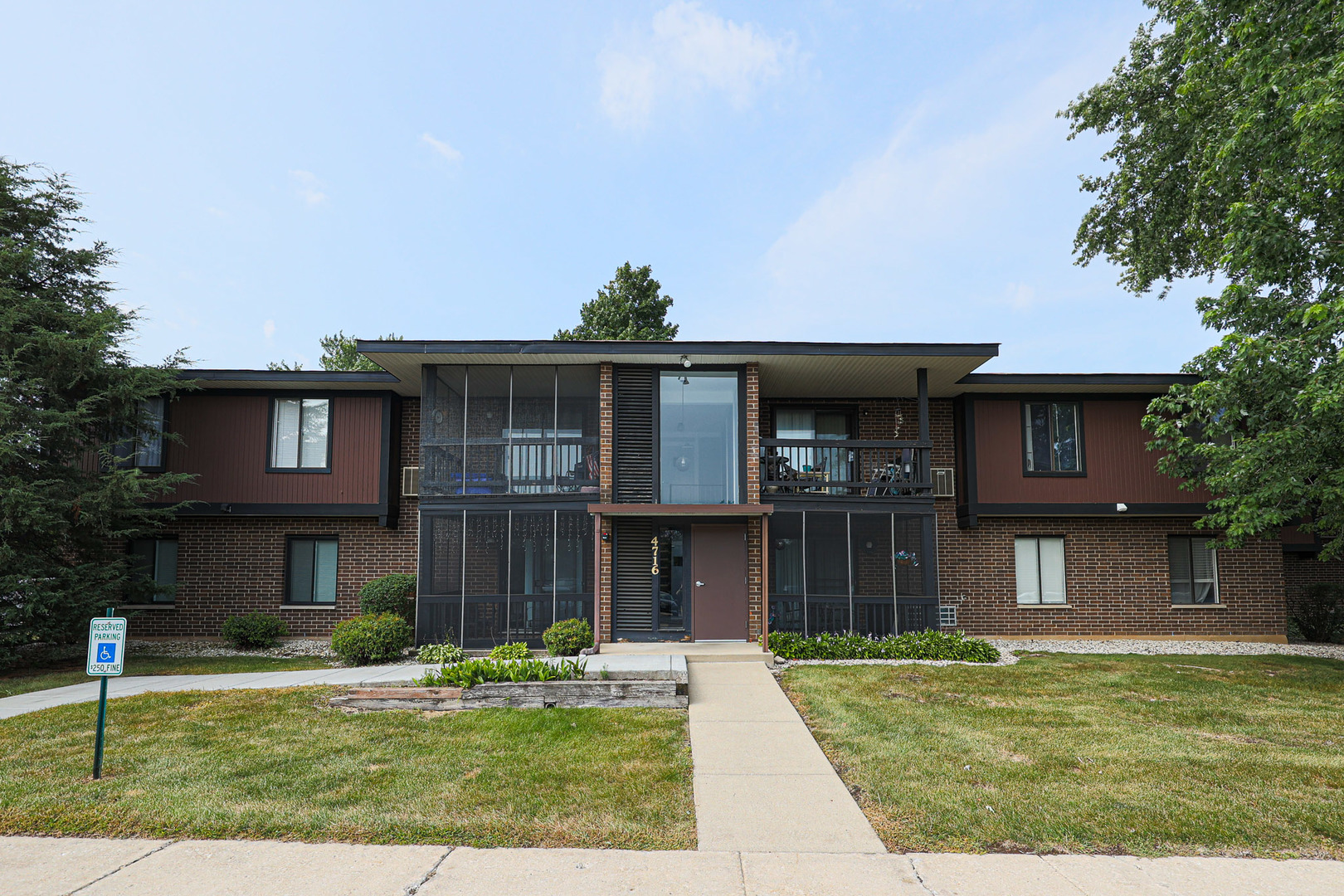 4716 W Northfox Lane Unit: 3