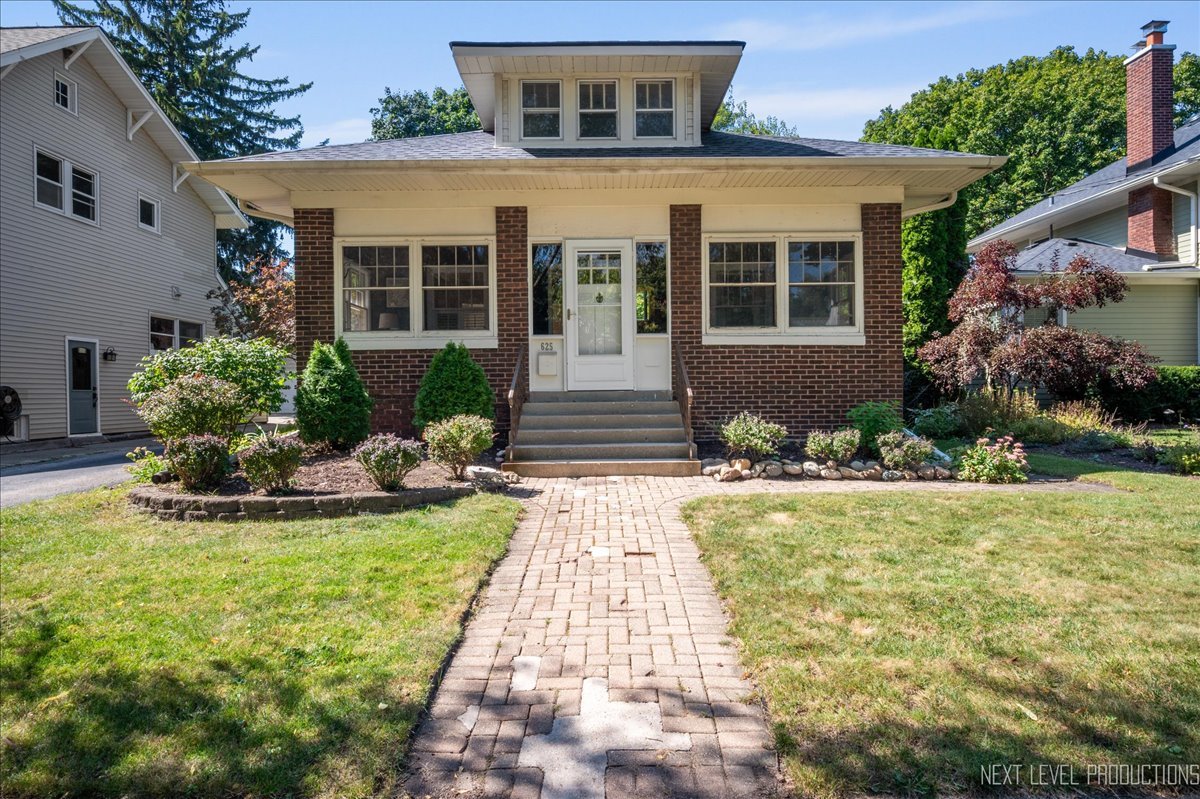 625 S 5th Street