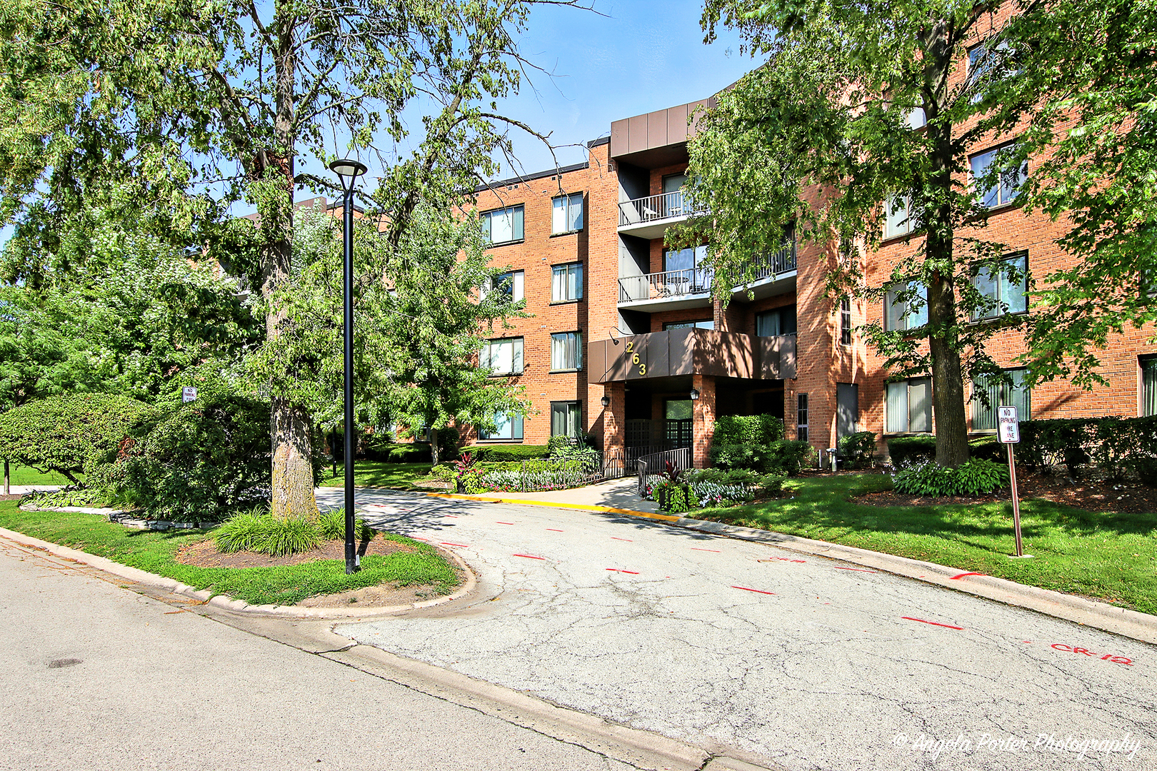 263 S Clubhouse Drive Unit: 104