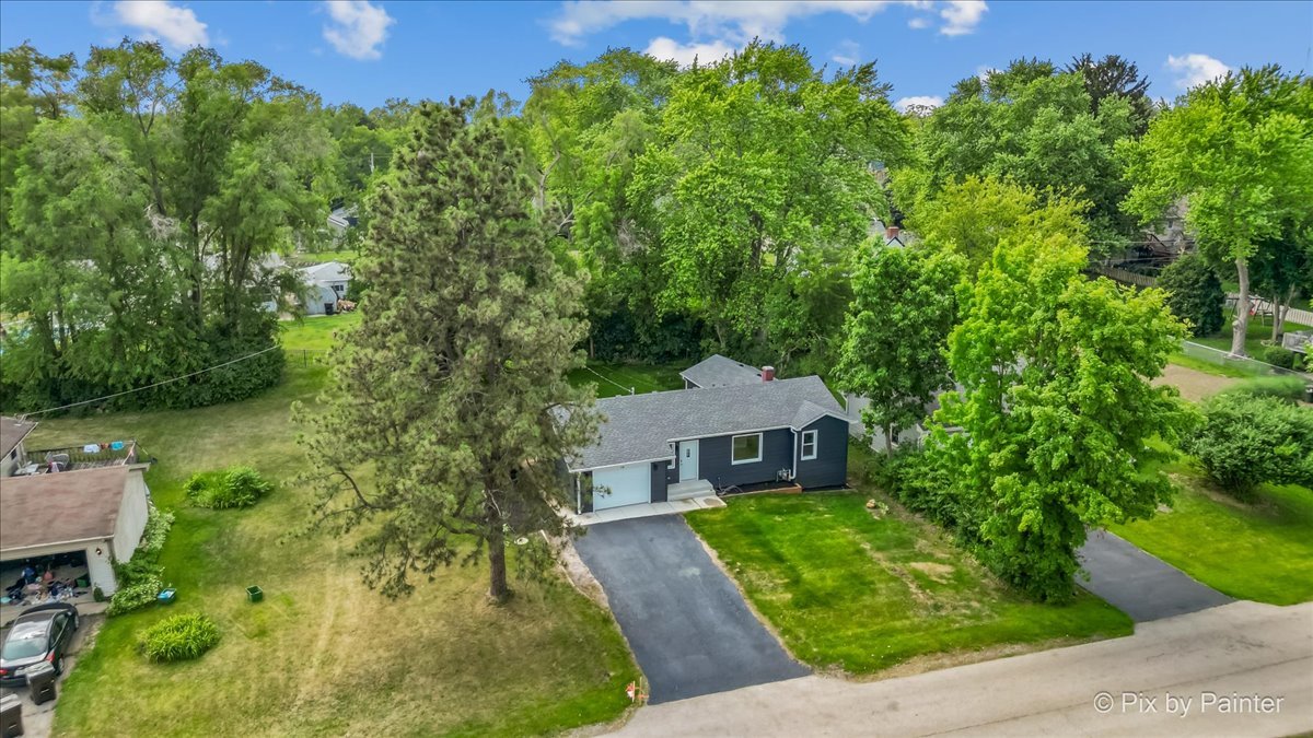 14 Lakewood Drive