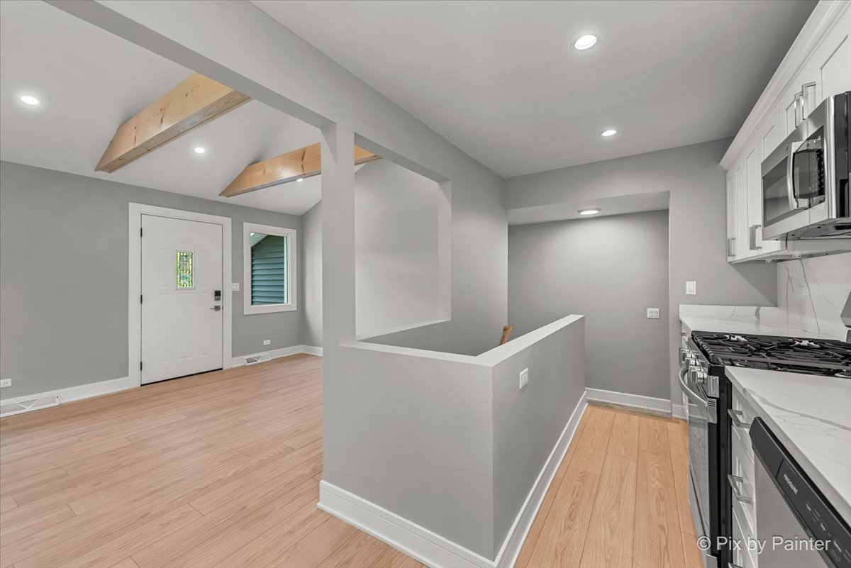 14 Lakewood Drive