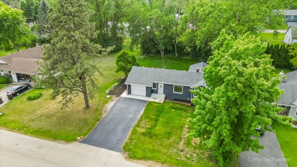 14 Lakewood Drive