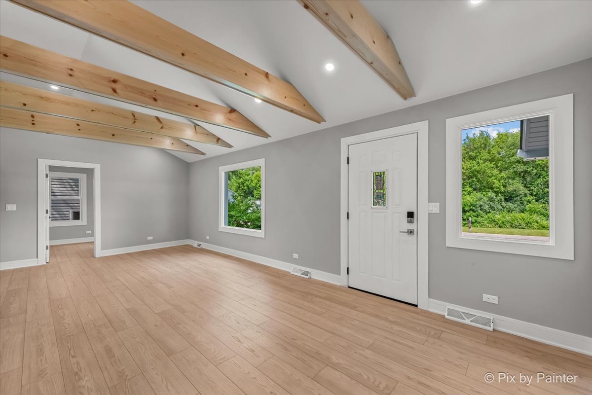 14 Lakewood Drive