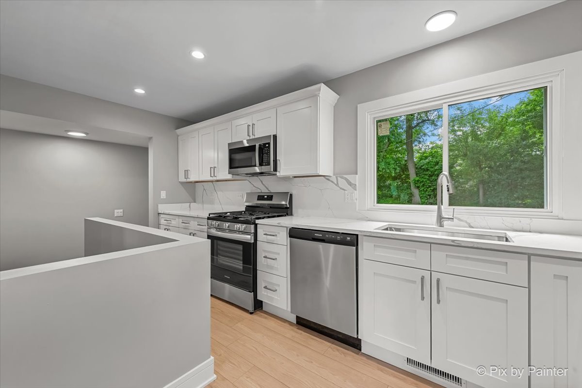 14 Lakewood Drive