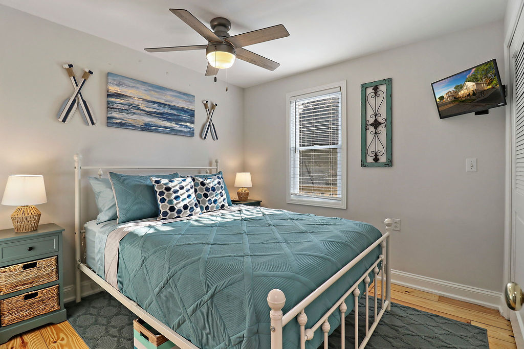 3 N Maple Avenue