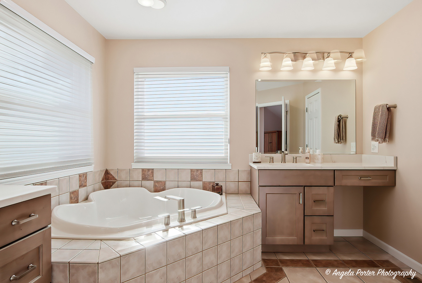5505 Prairie Rose Lane