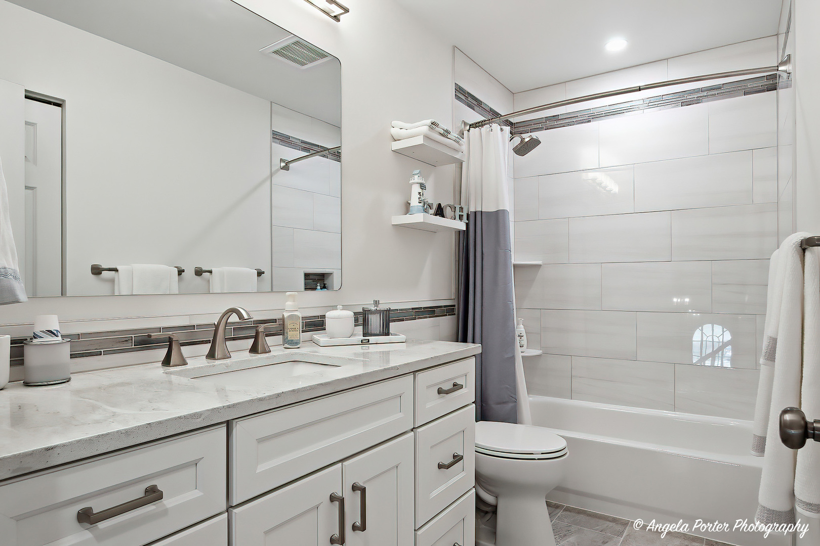 5505 Prairie Rose Lane