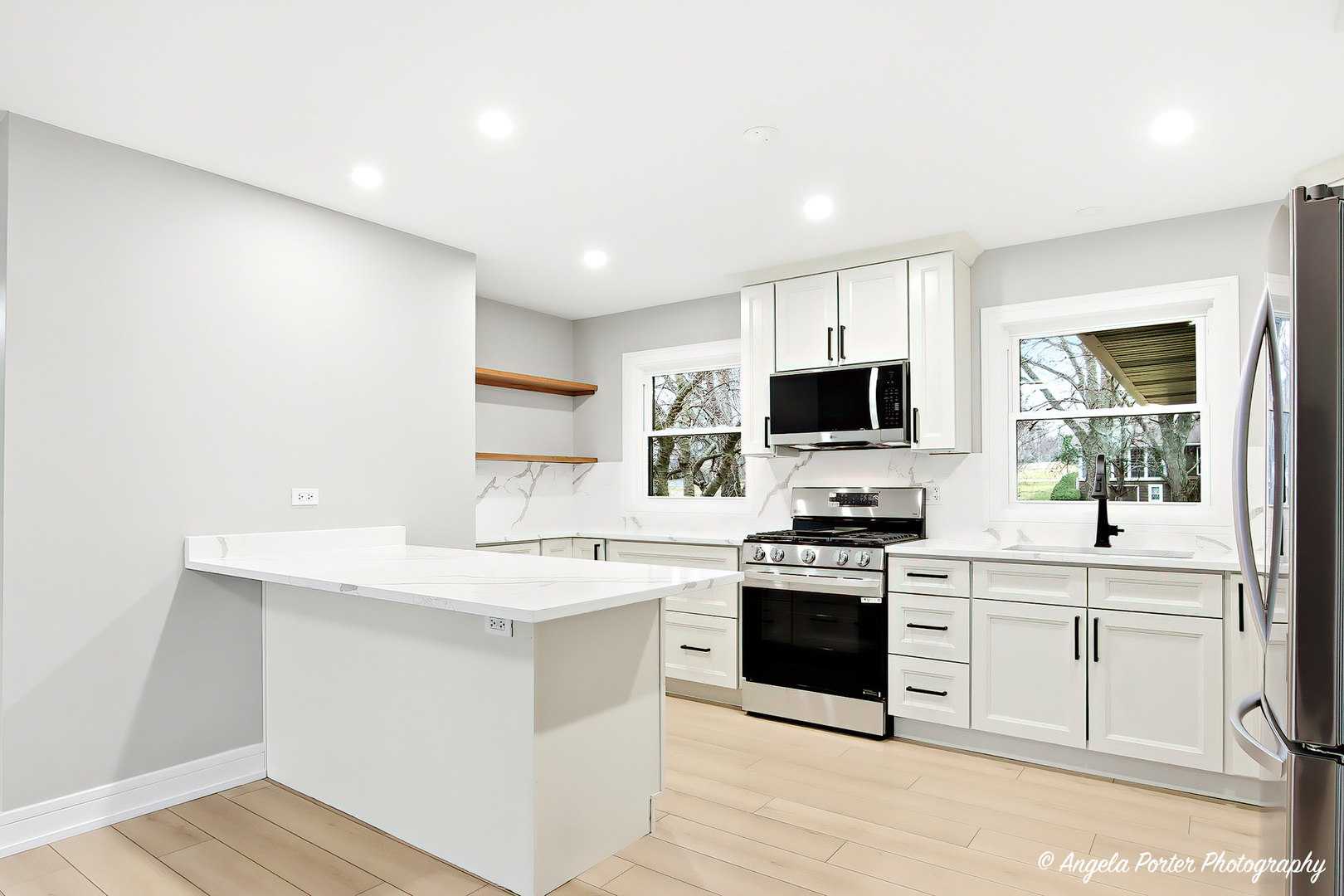 3915 Dolores Drive
