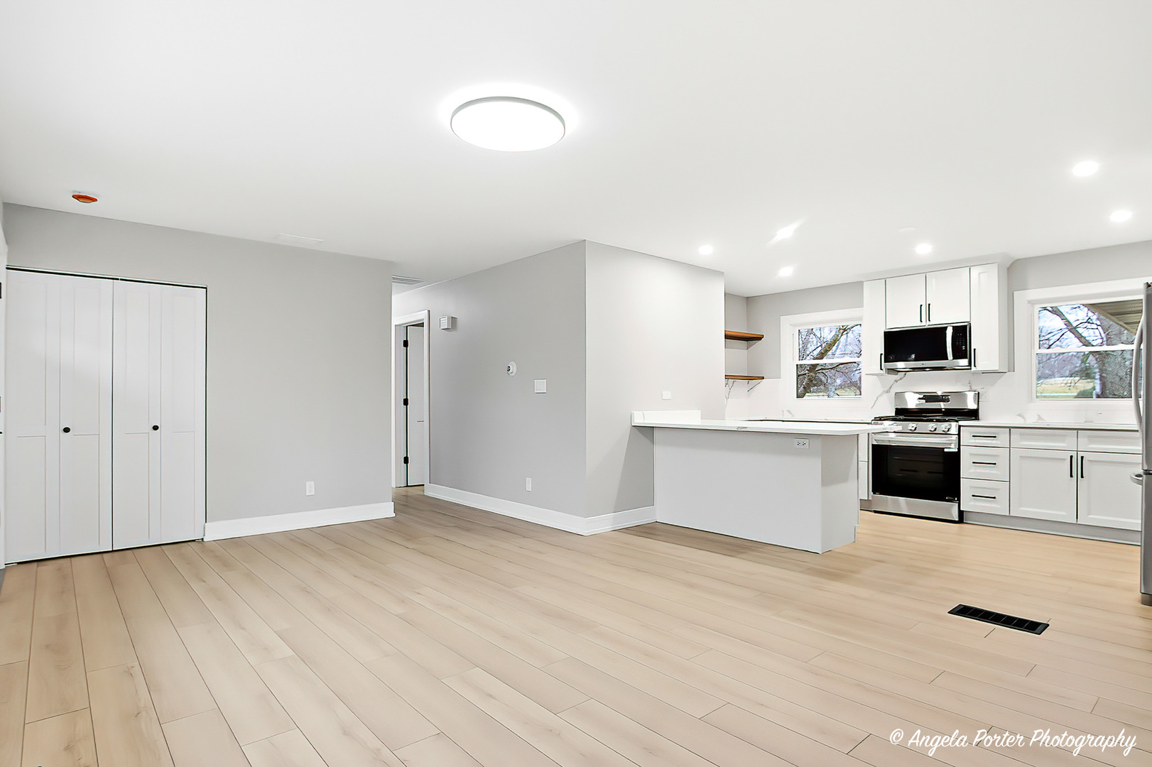 3915 Dolores Drive