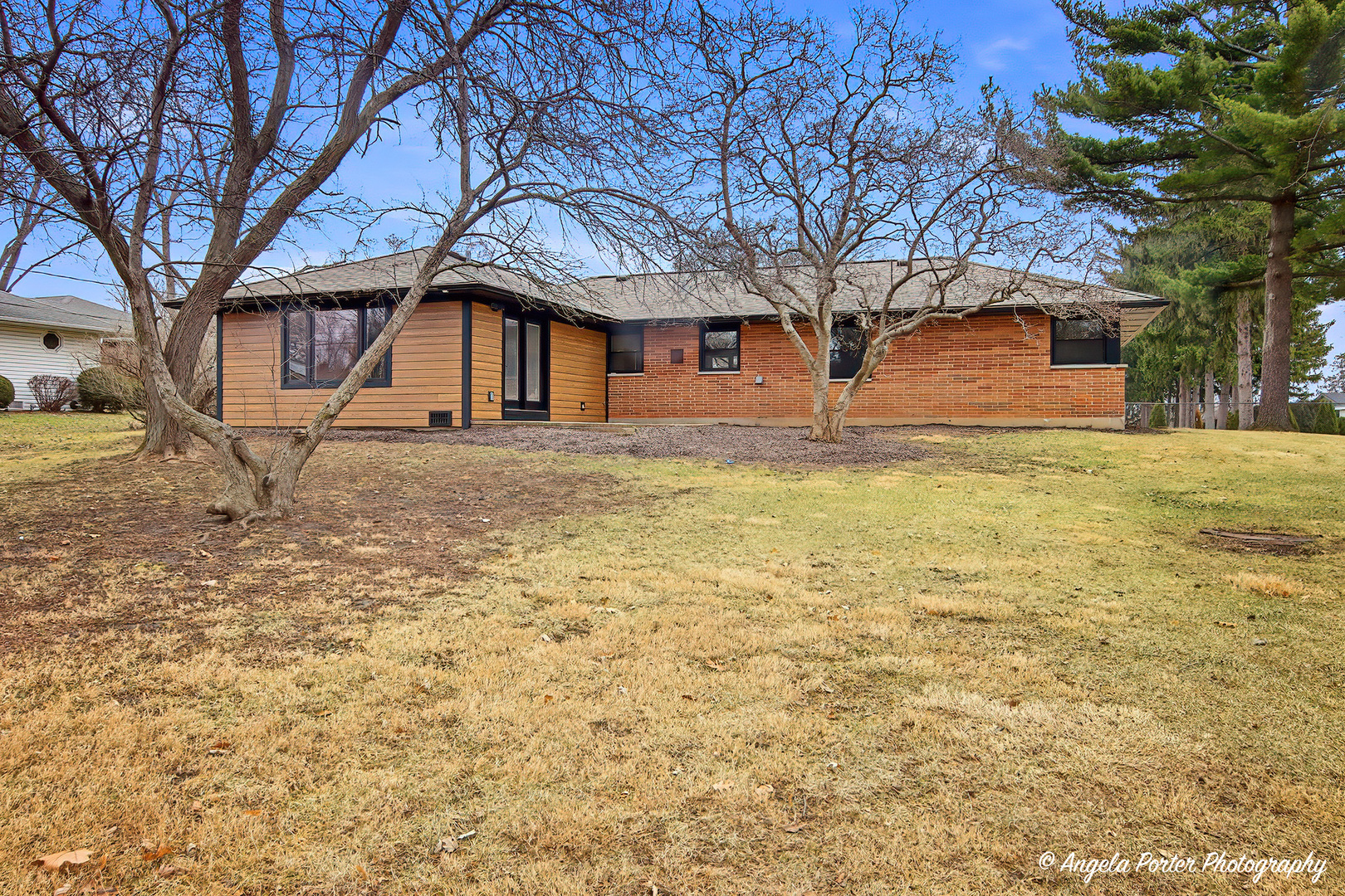 3915 Dolores Drive