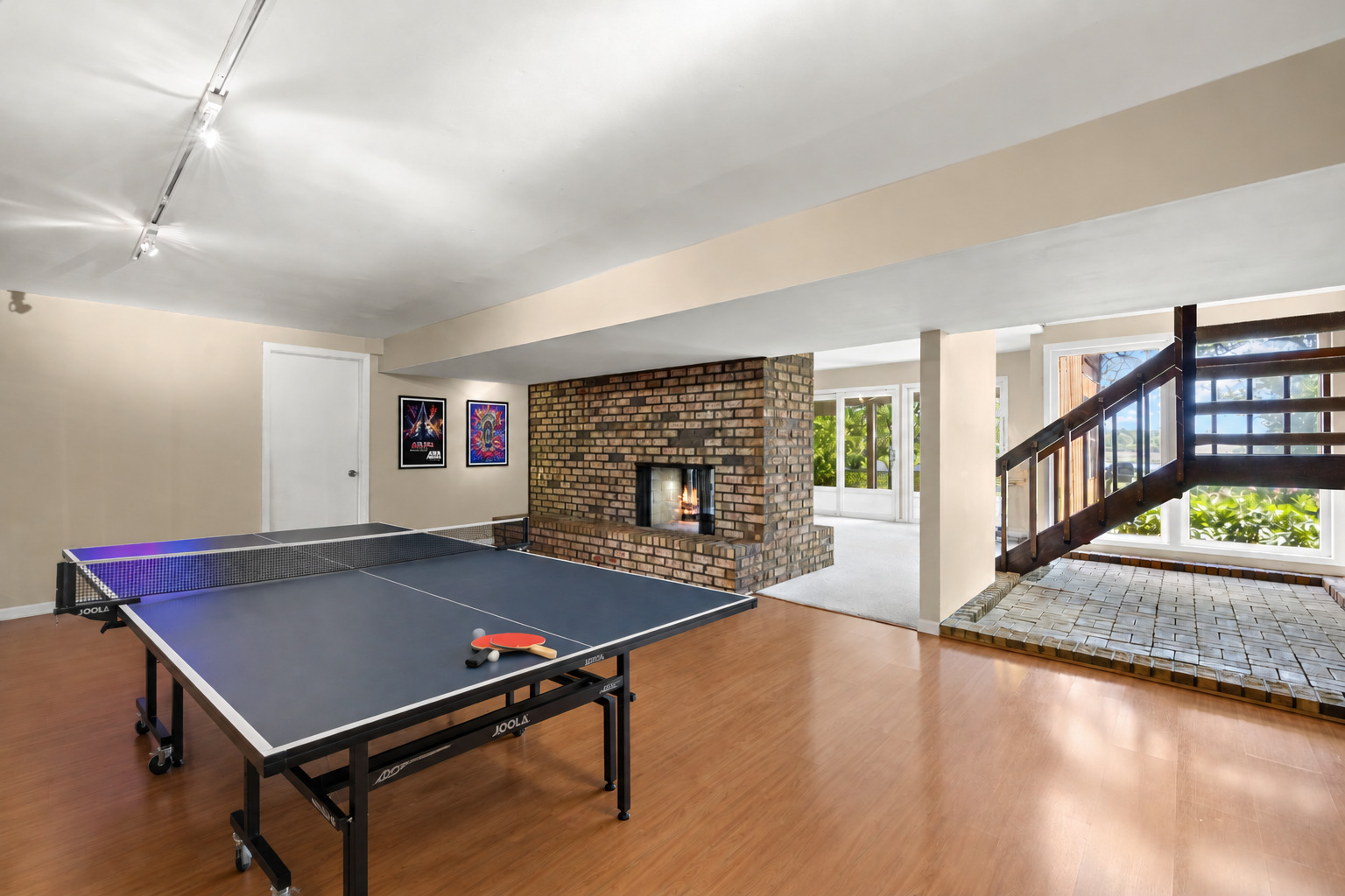 8929 ROBIN HILL ROAD Drive