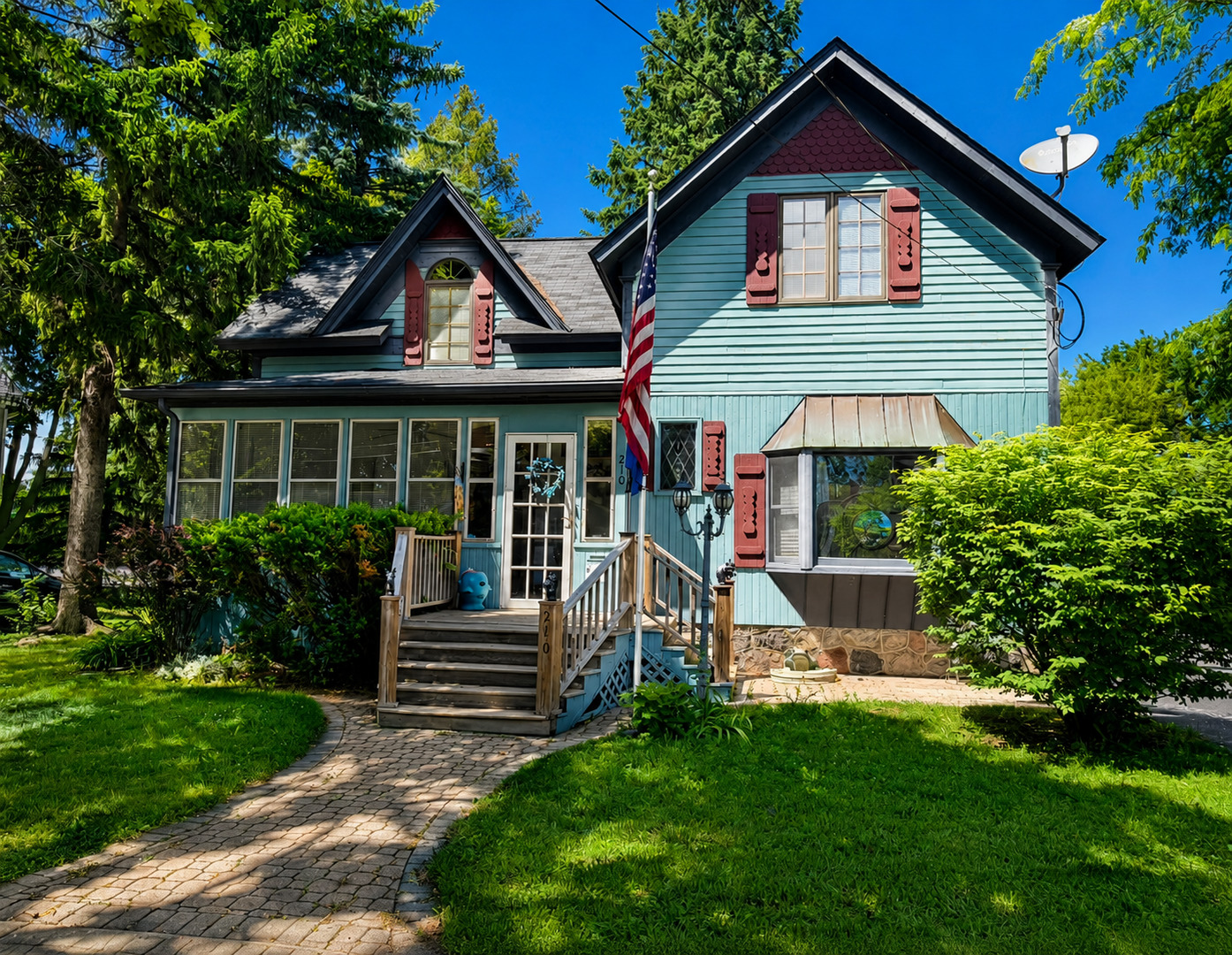 210 W Crystal Lake Avenue