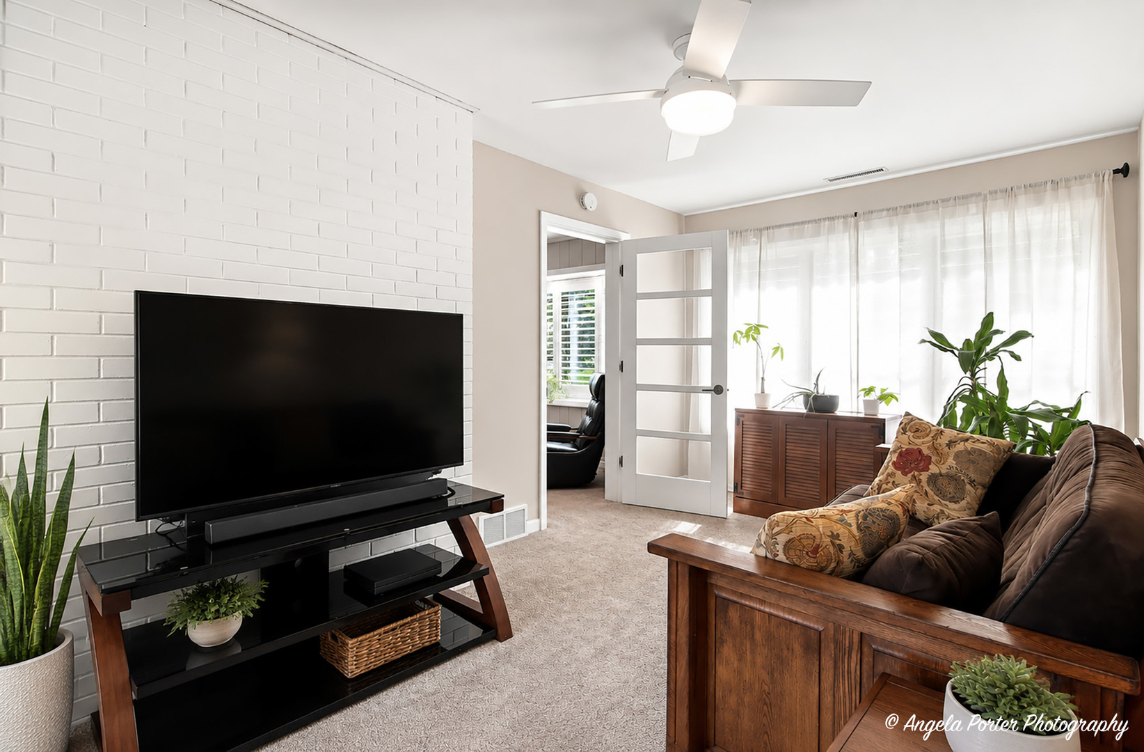 2904 Wooded Lane
