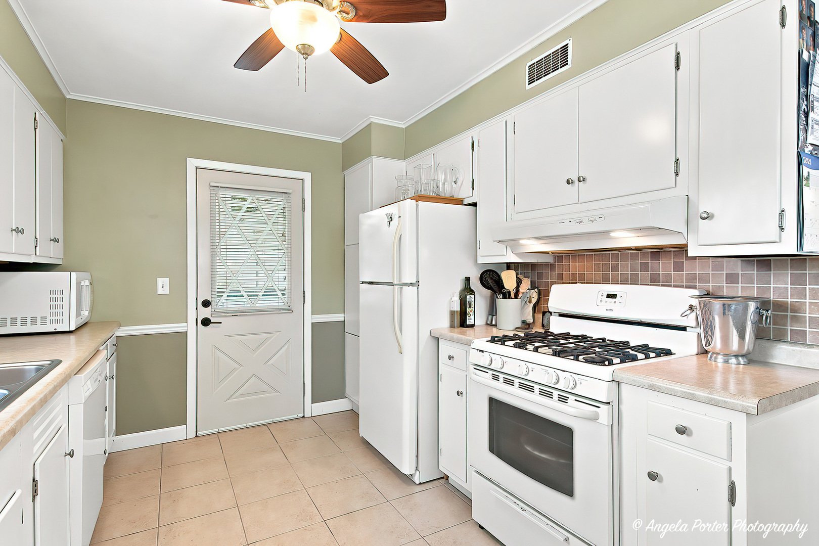 2904 Wooded Lane