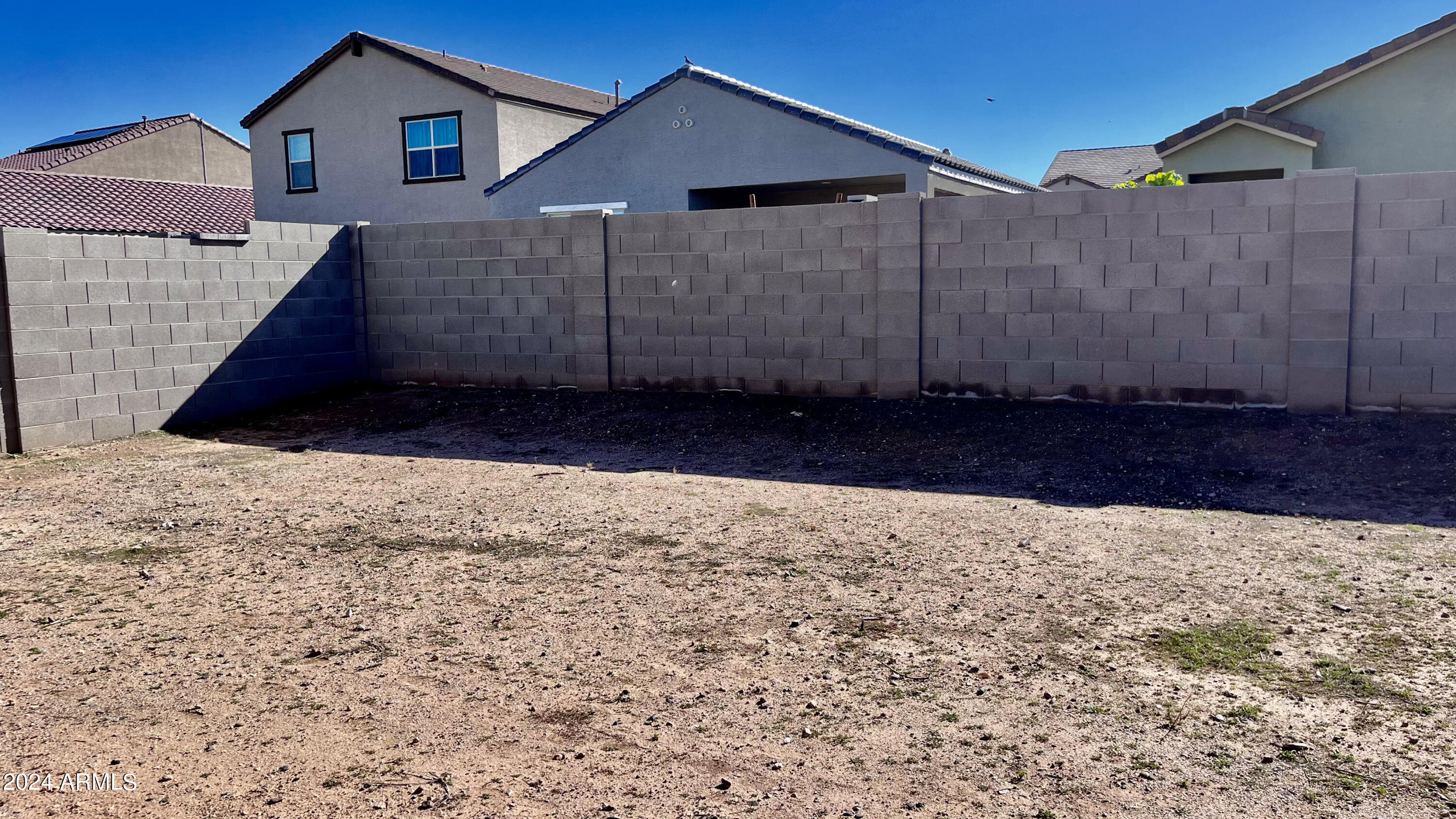 40453 W HILLMAN Drive