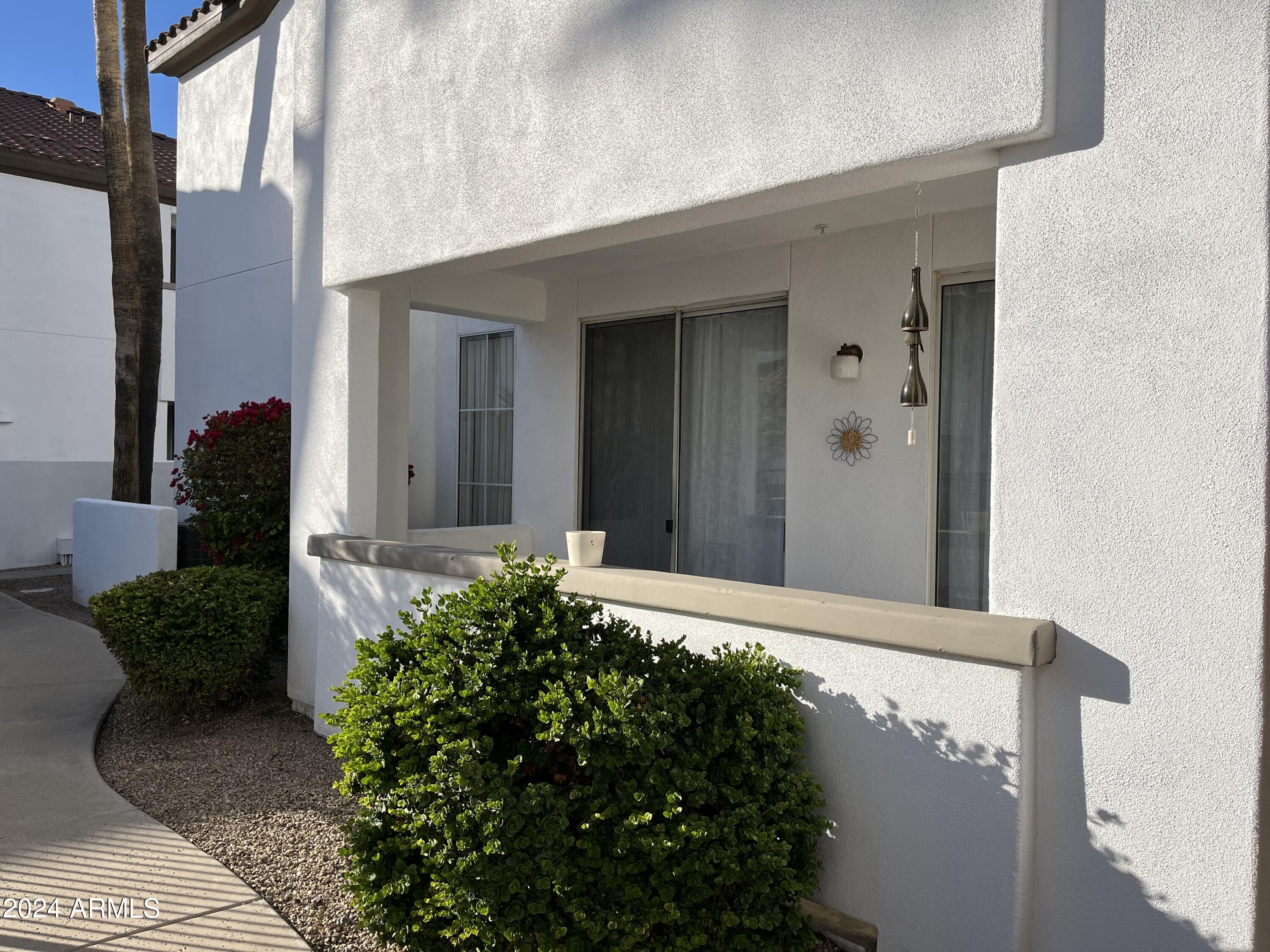 2992 N MILLER Road, 111