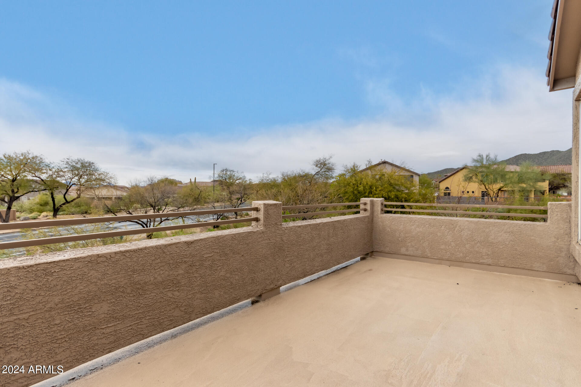 7611 E ROLAND Circle