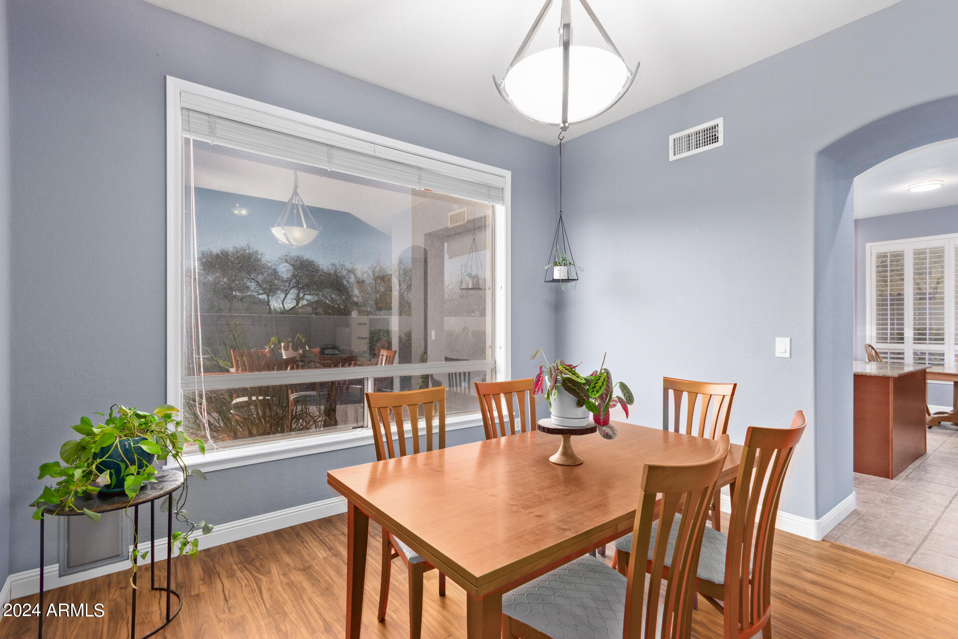 7611 E ROLAND Circle