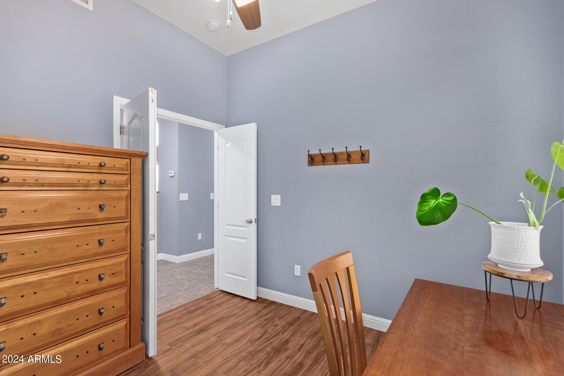 7611 E ROLAND Circle