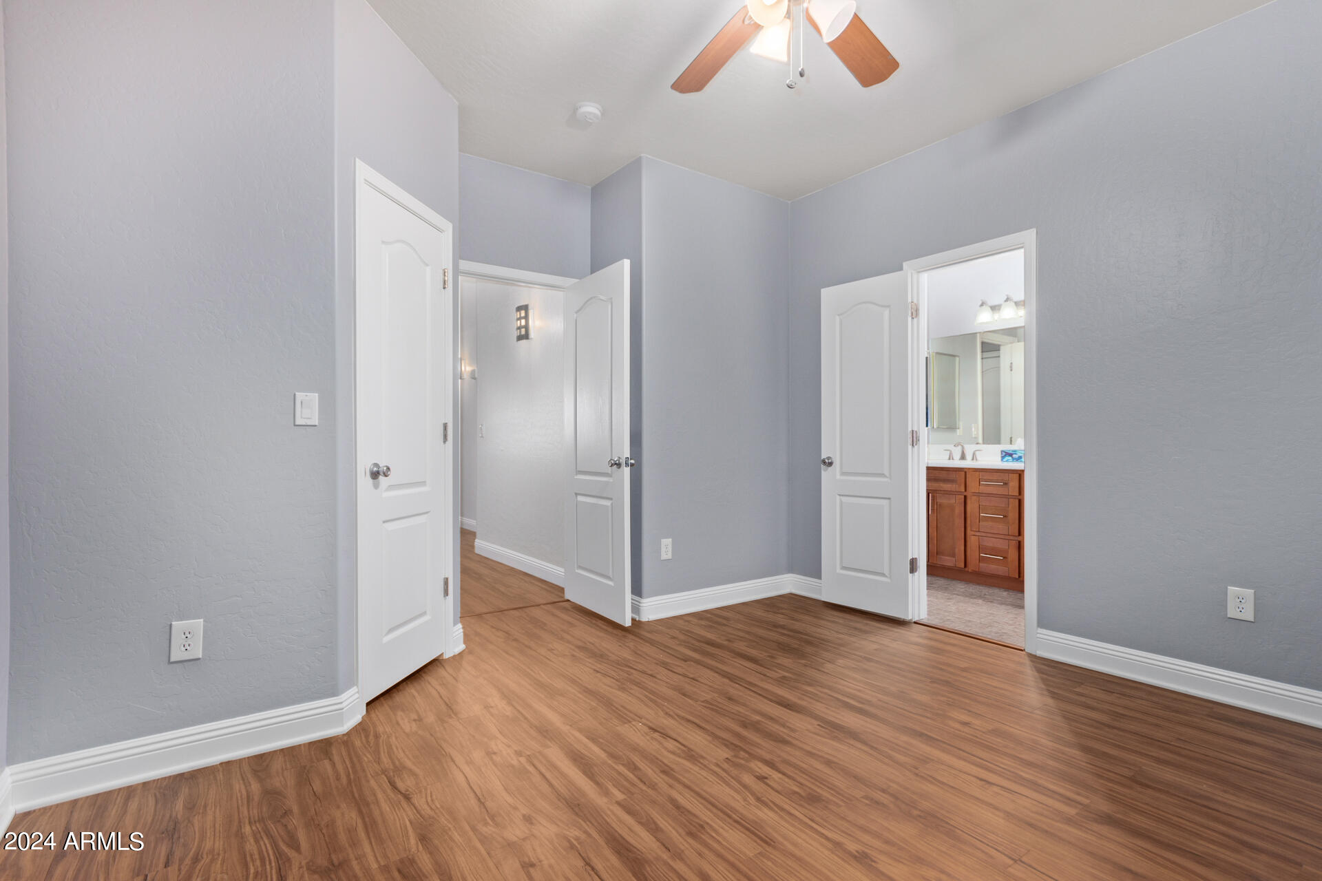 7611 E ROLAND Circle