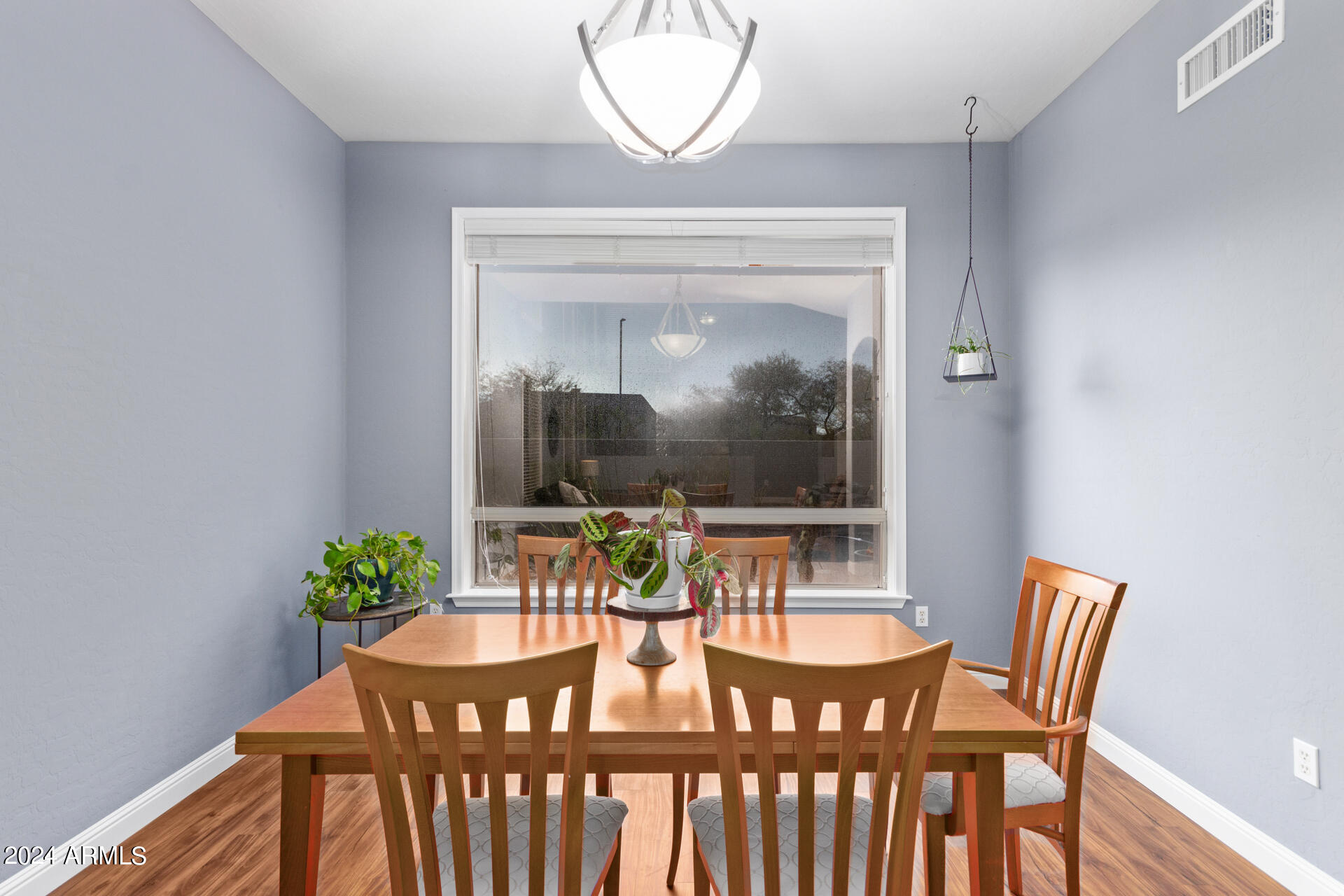 7611 E ROLAND Circle