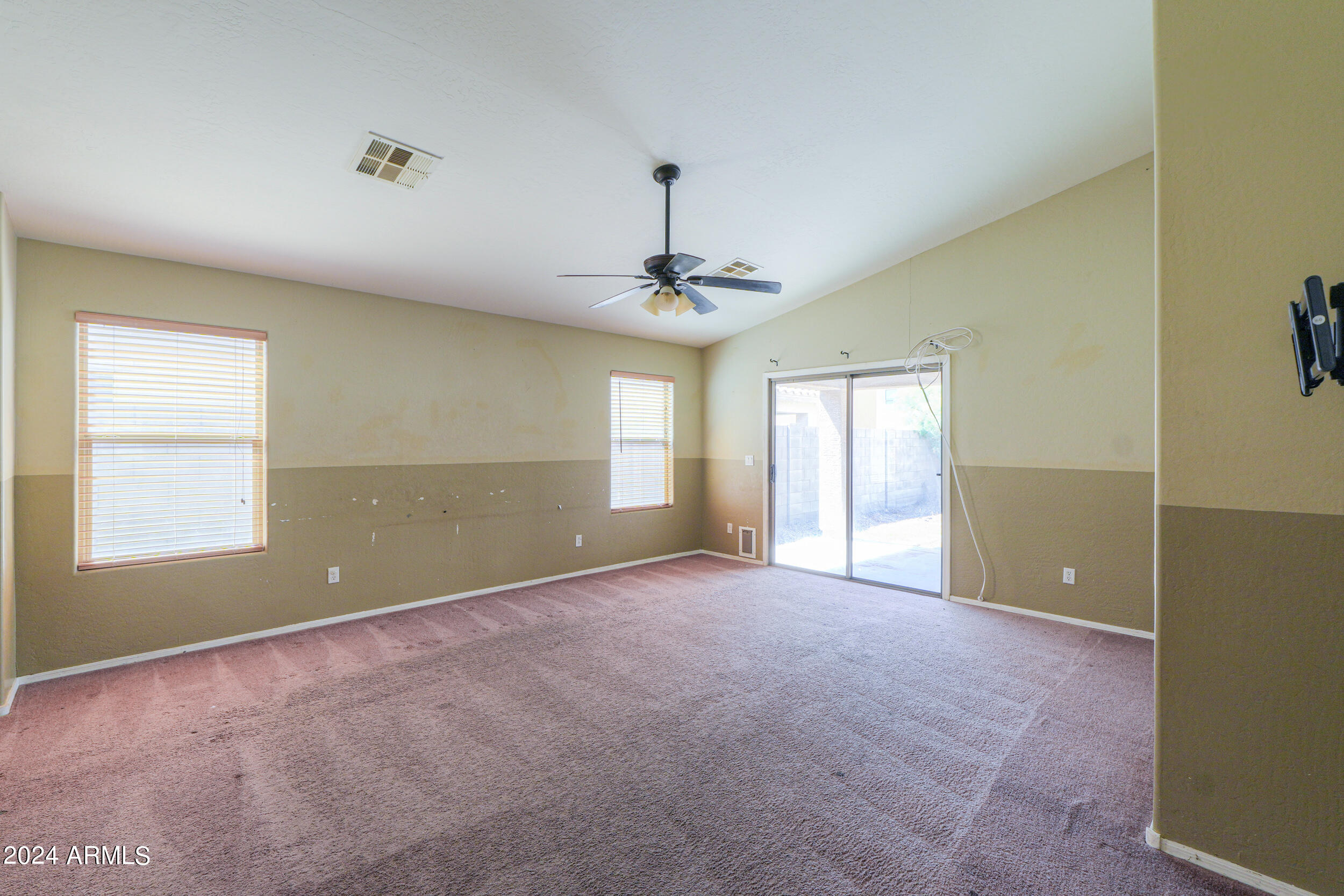 45546 W TULIP Lane