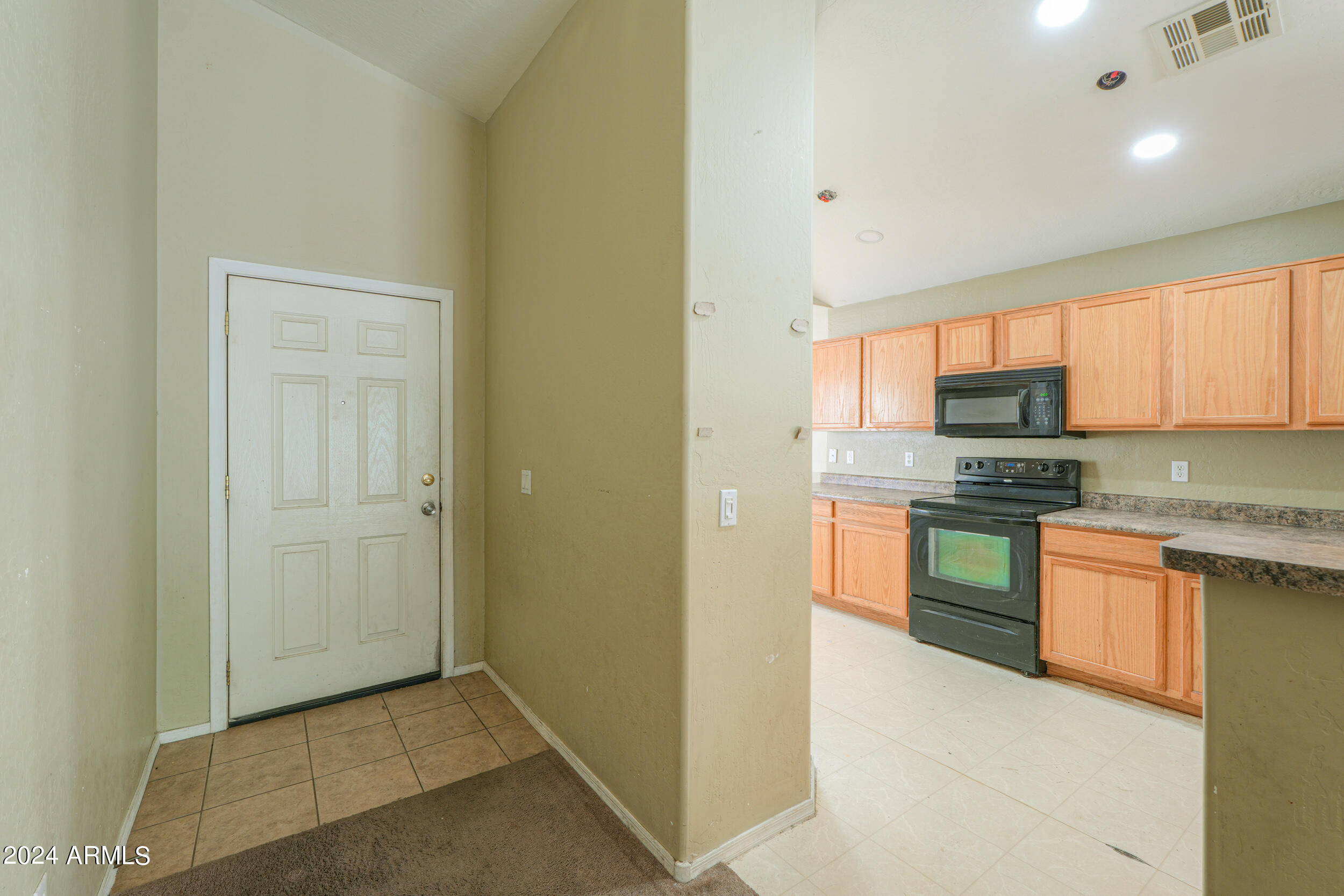 45546 W TULIP Lane