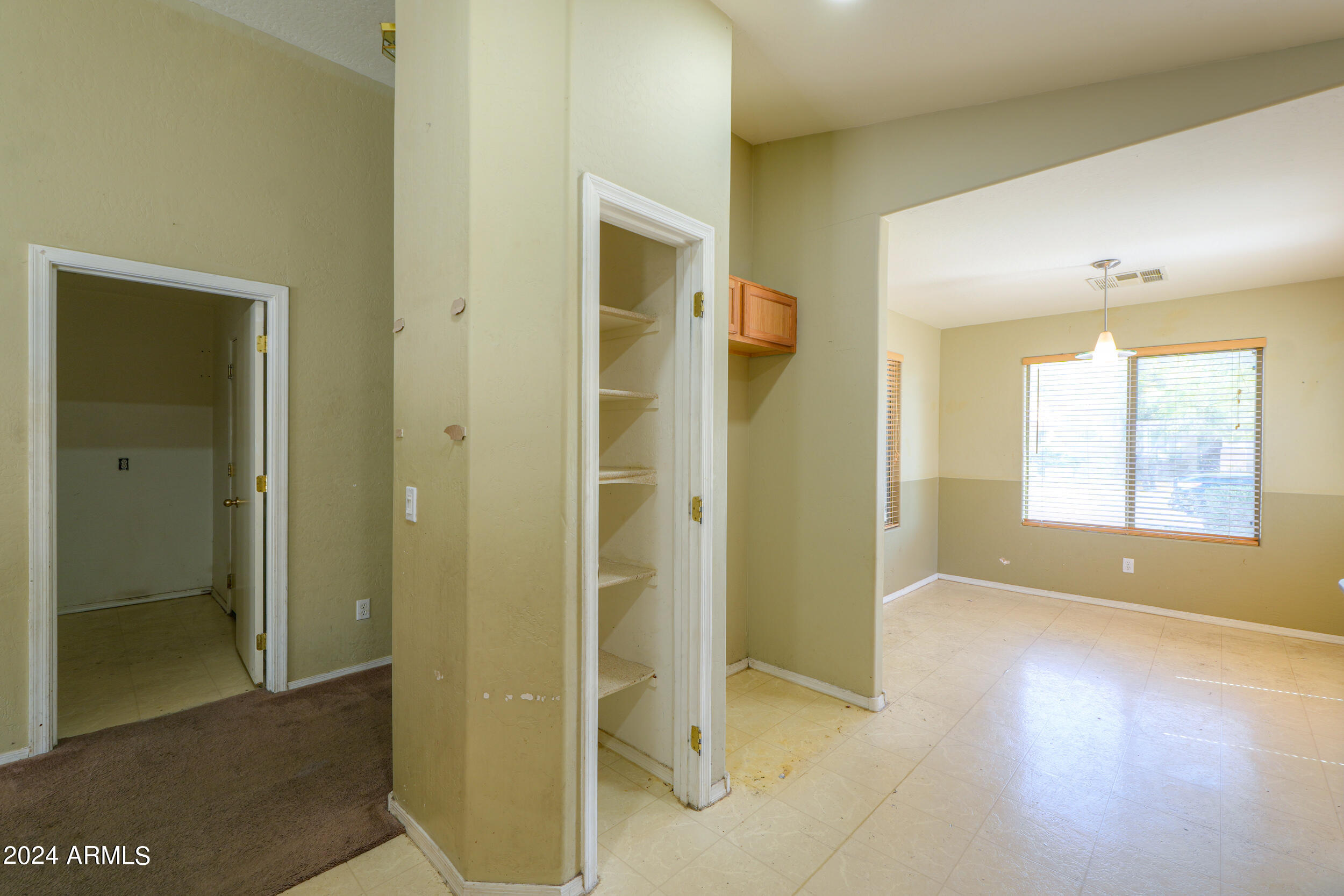 45546 W TULIP Lane