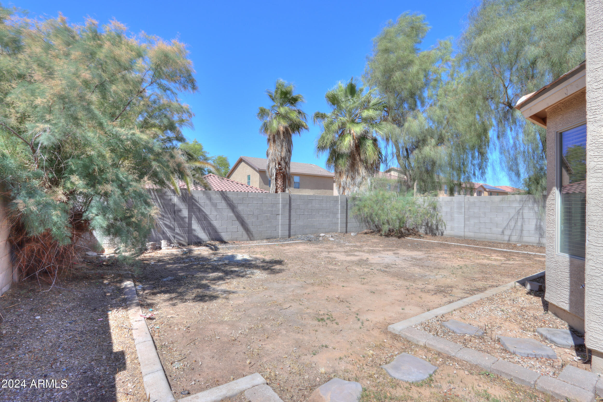 45546 W TULIP Lane