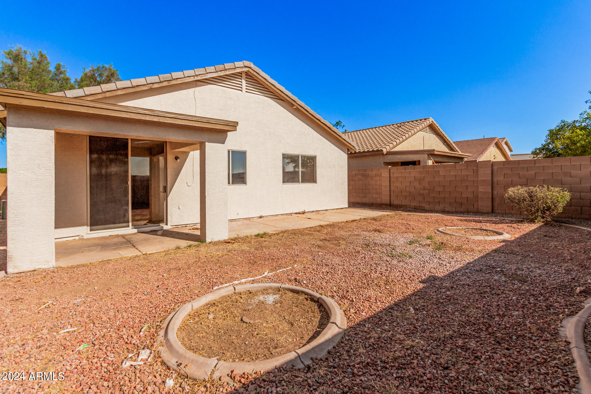 1822 N 112th Drive