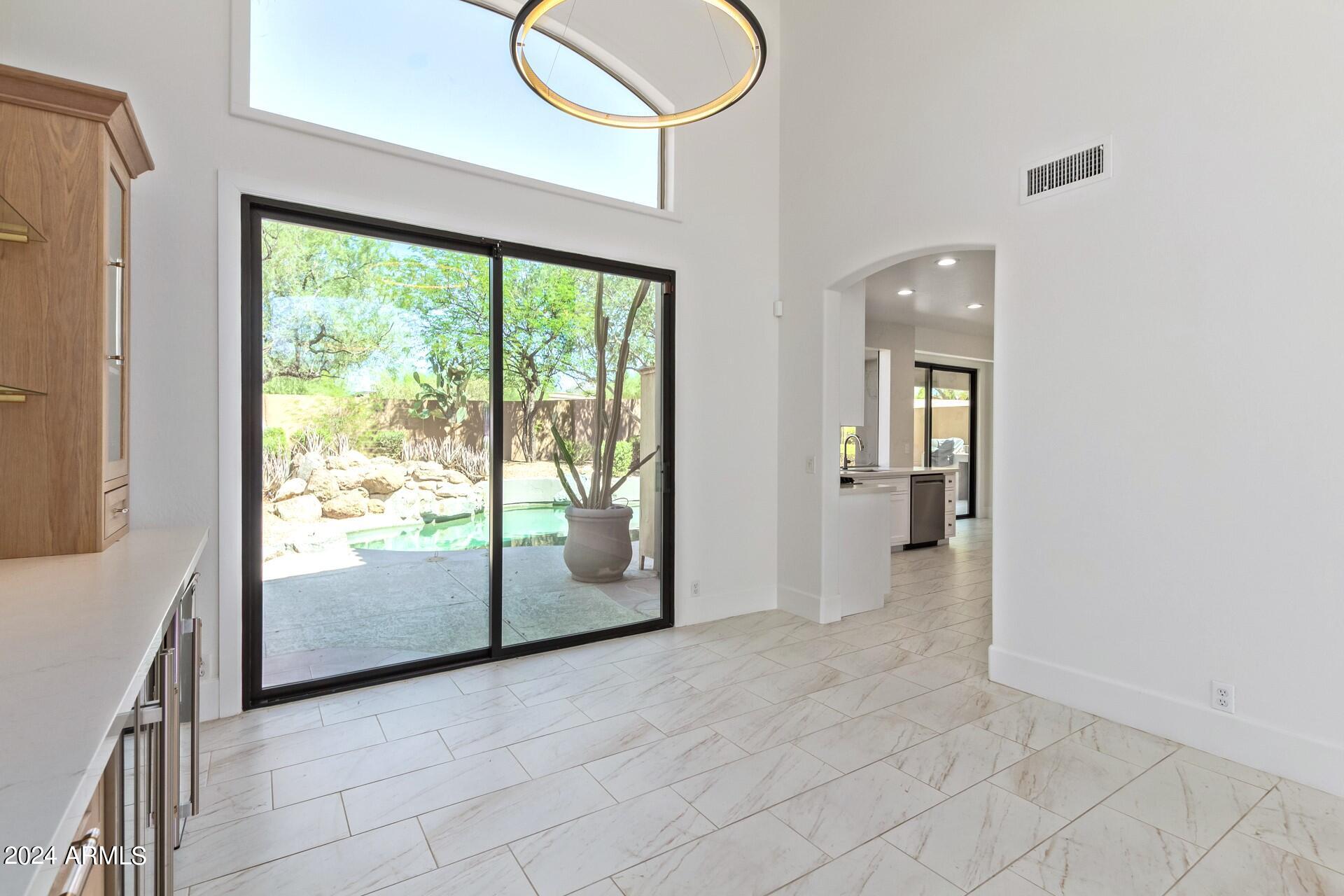 9026 E CASITAS DEL RIO Drive