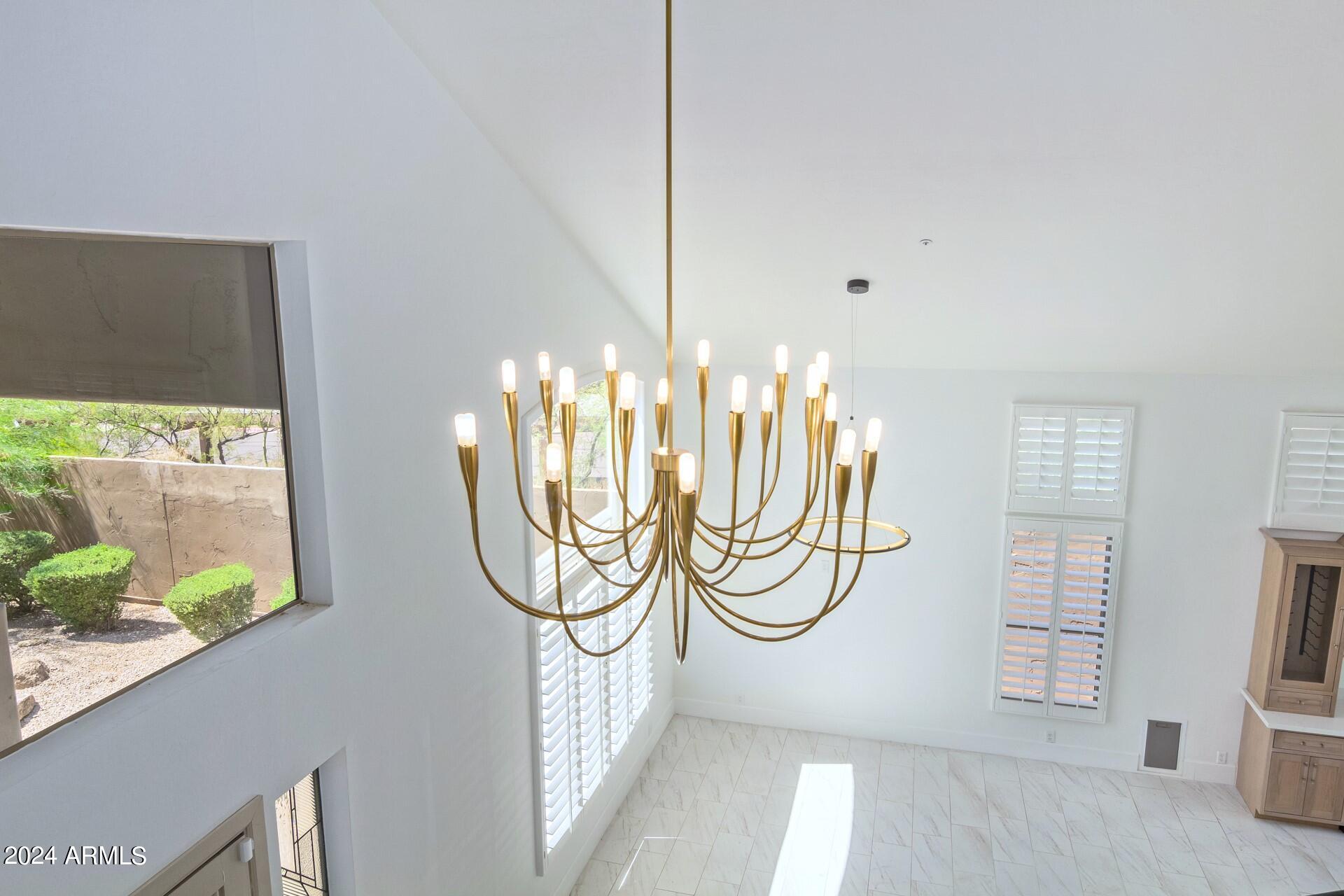 9026 E CASITAS DEL RIO Drive