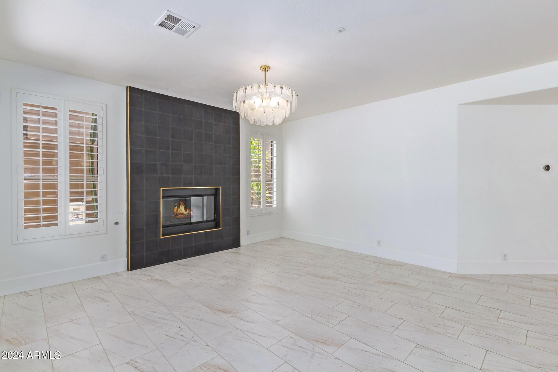 9026 E CASITAS DEL RIO Drive