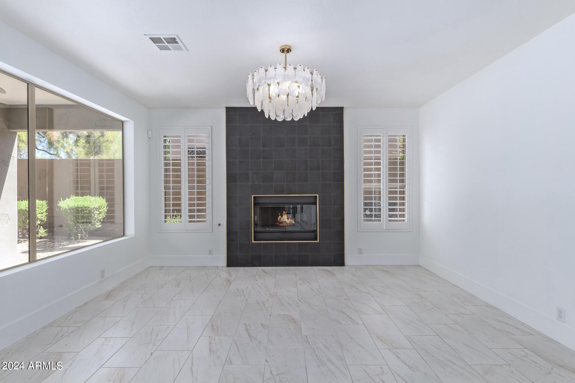 9026 E CASITAS DEL RIO Drive