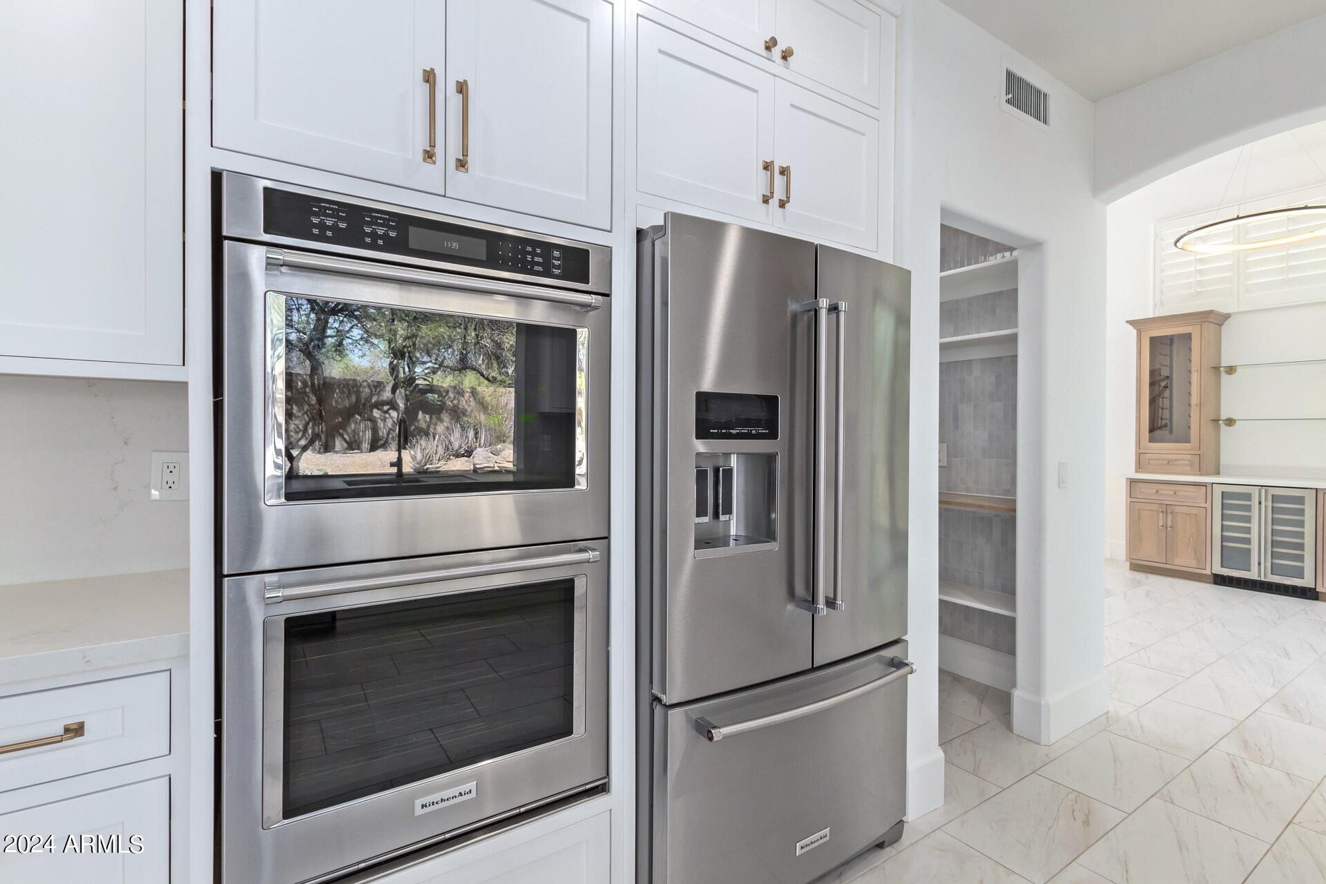 9026 E CASITAS DEL RIO Drive