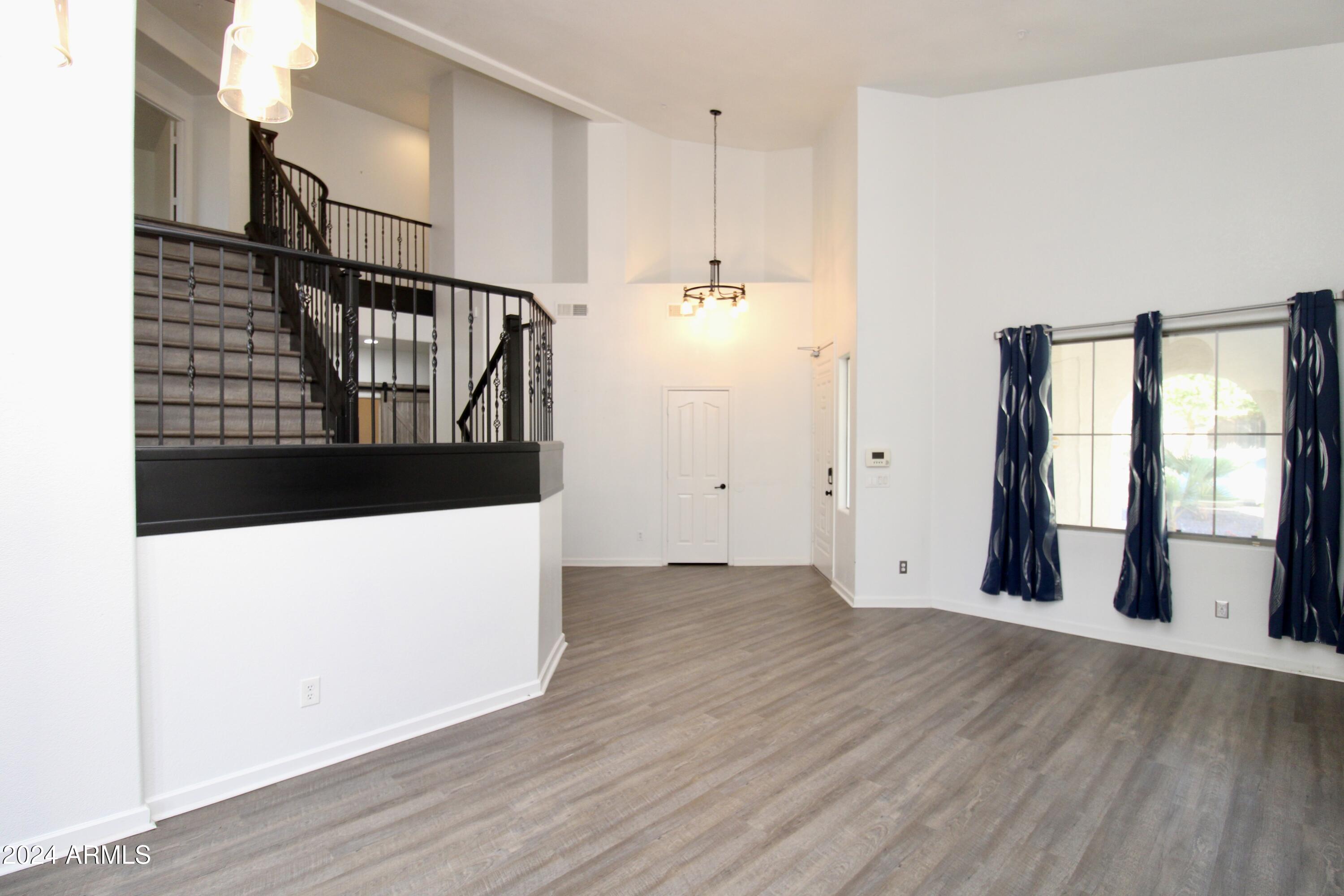12175 W CHASE Lane